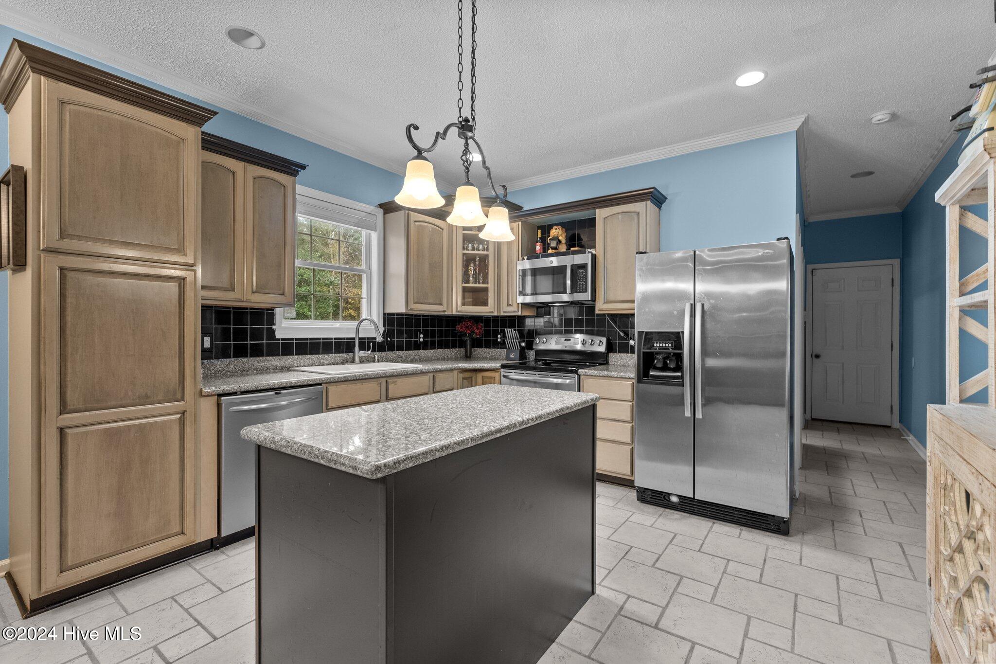 3195 Northwoods Drive Property Photo 15