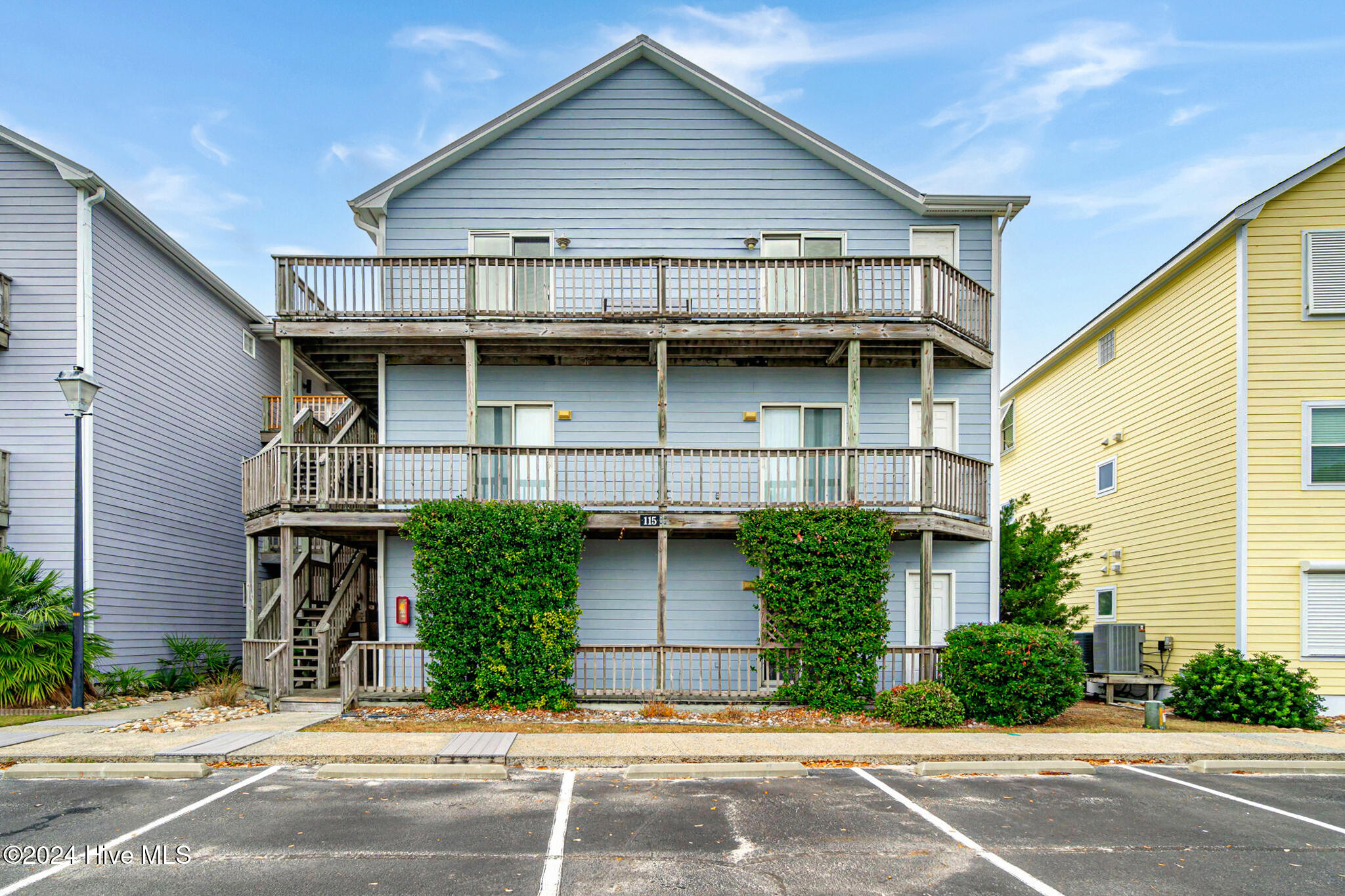 115 Atlantic Beach Causeway #1 Crystal Coast Condos Property Photo 8