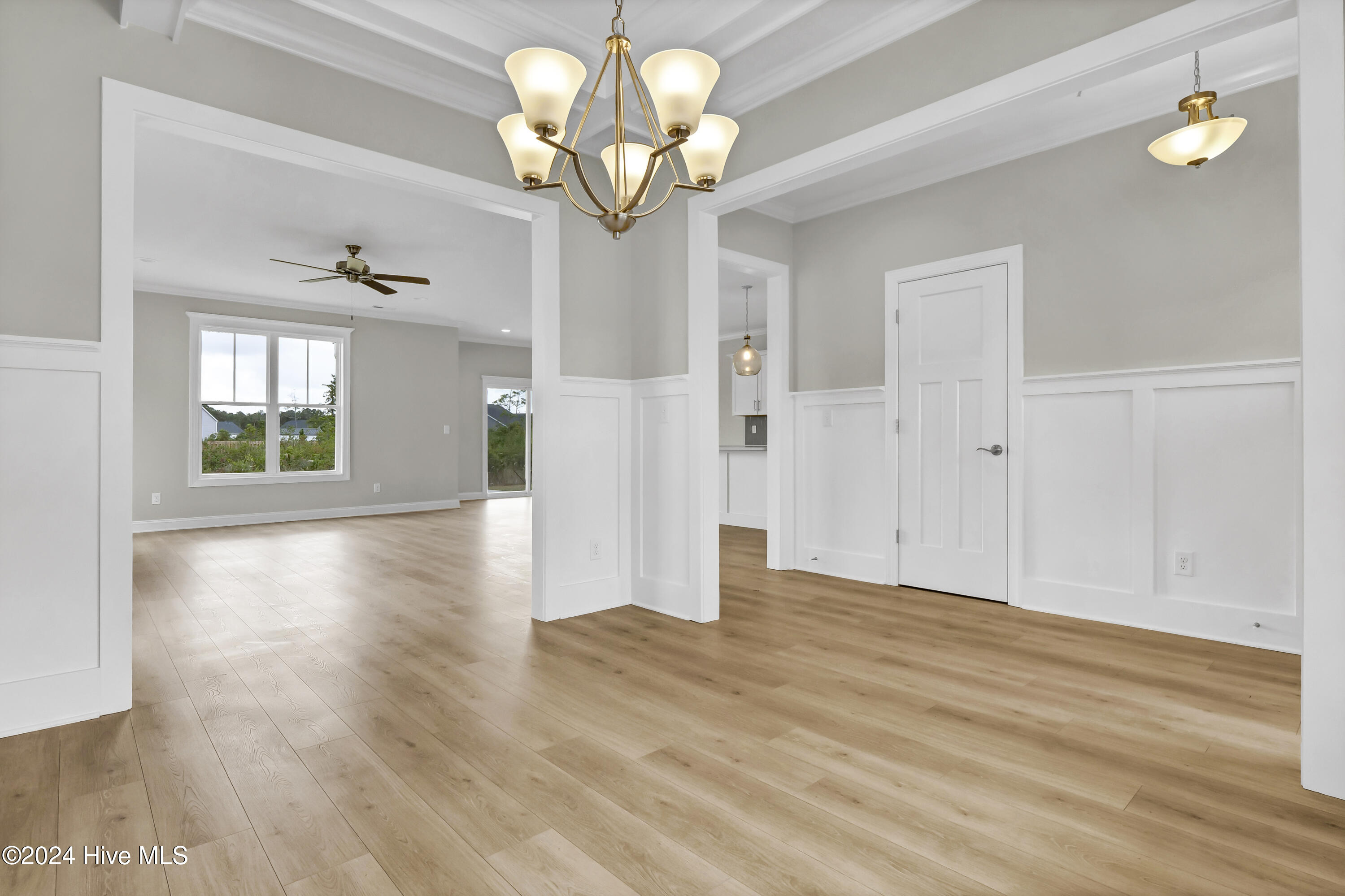 2765 Longleaf Pine Circle Property Photo 4