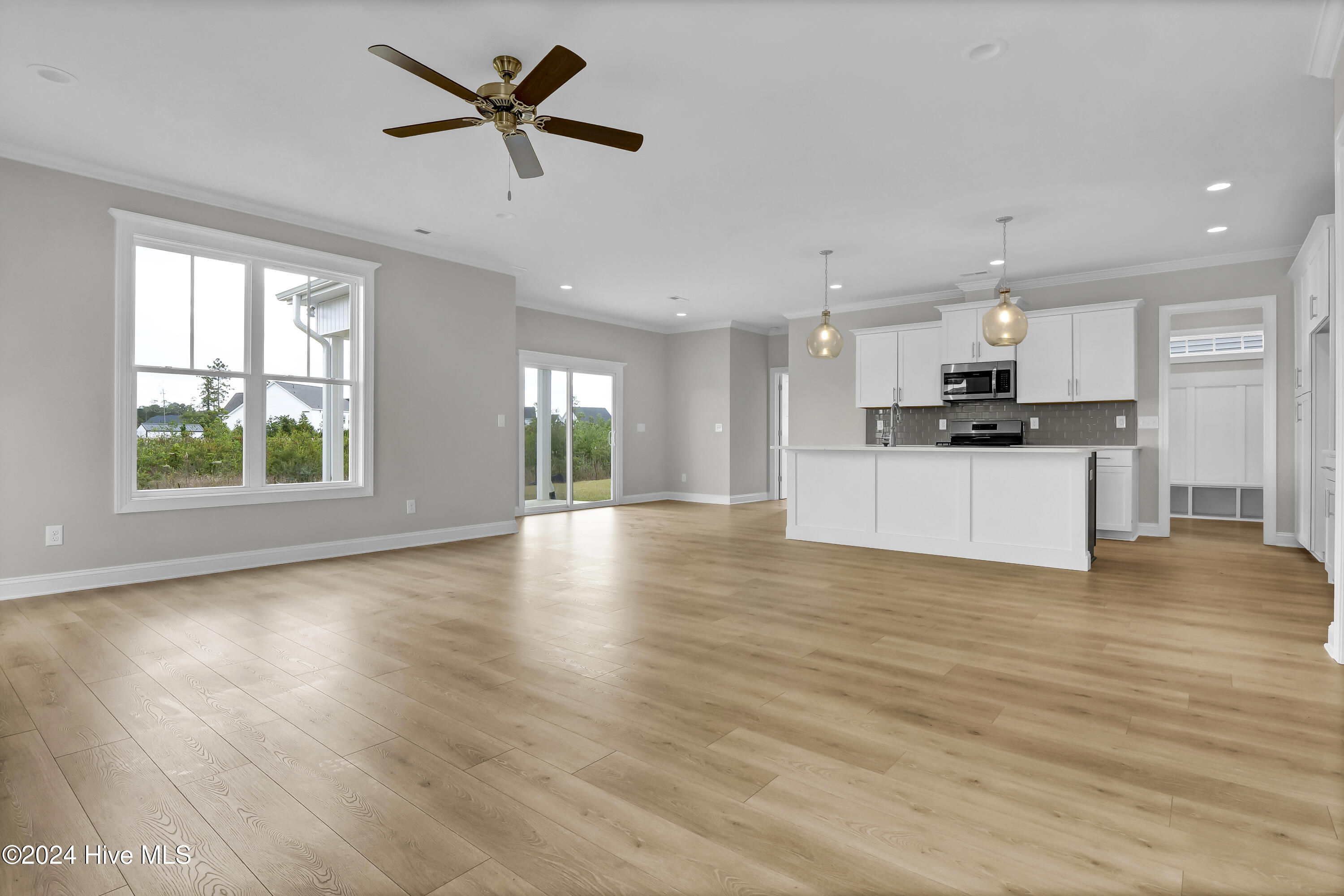 2765 Longleaf Pine Circle Property Photo 5