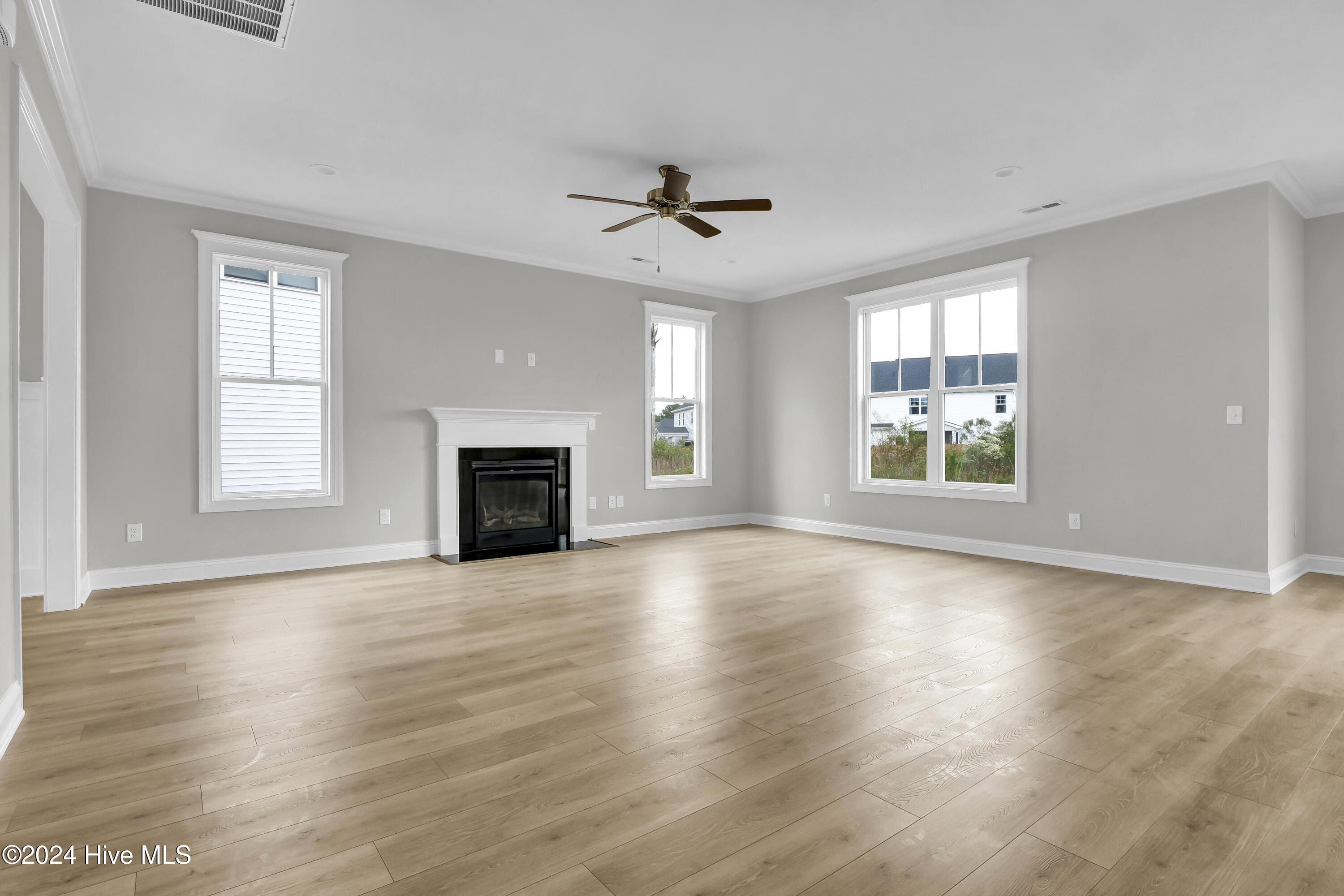 2765 Longleaf Pine Circle Property Photo 6