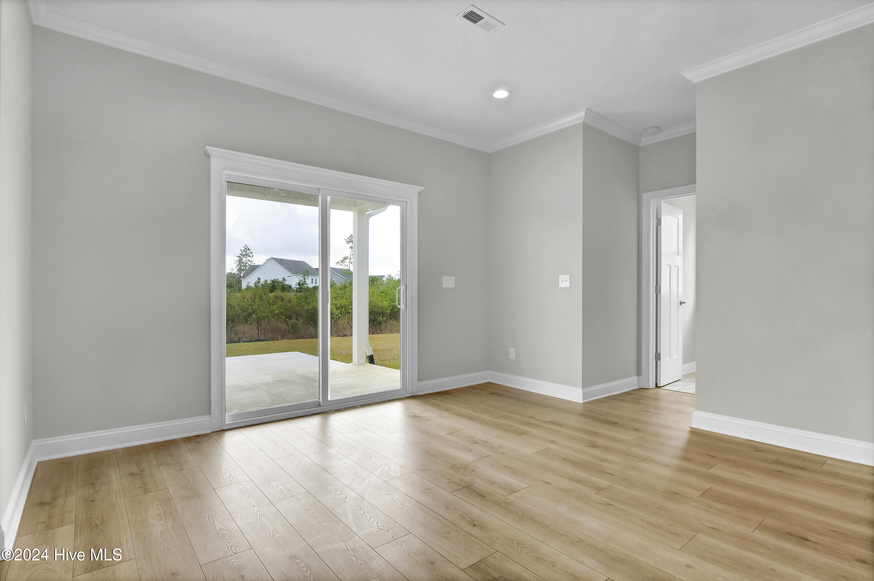 2765 Longleaf Pine Circle Property Photo 10