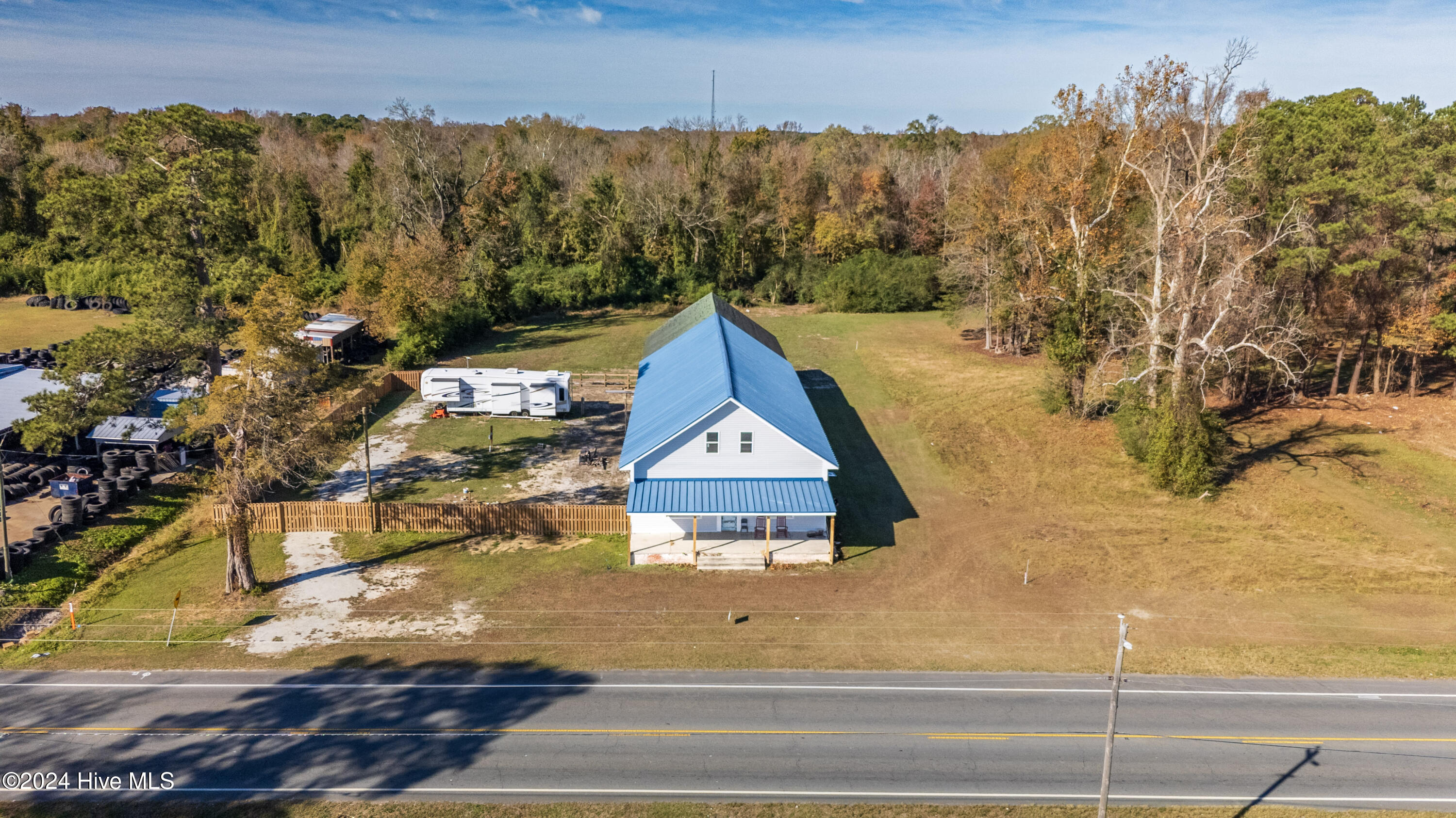 2602 Nc 41 Property Photo 5