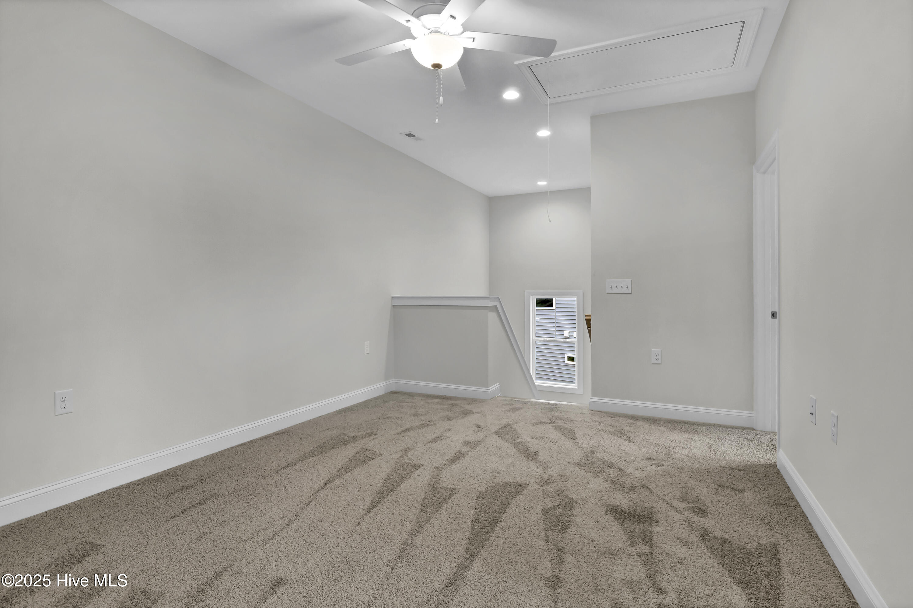 2806 Longleaf Pine Circle Property Photo 18