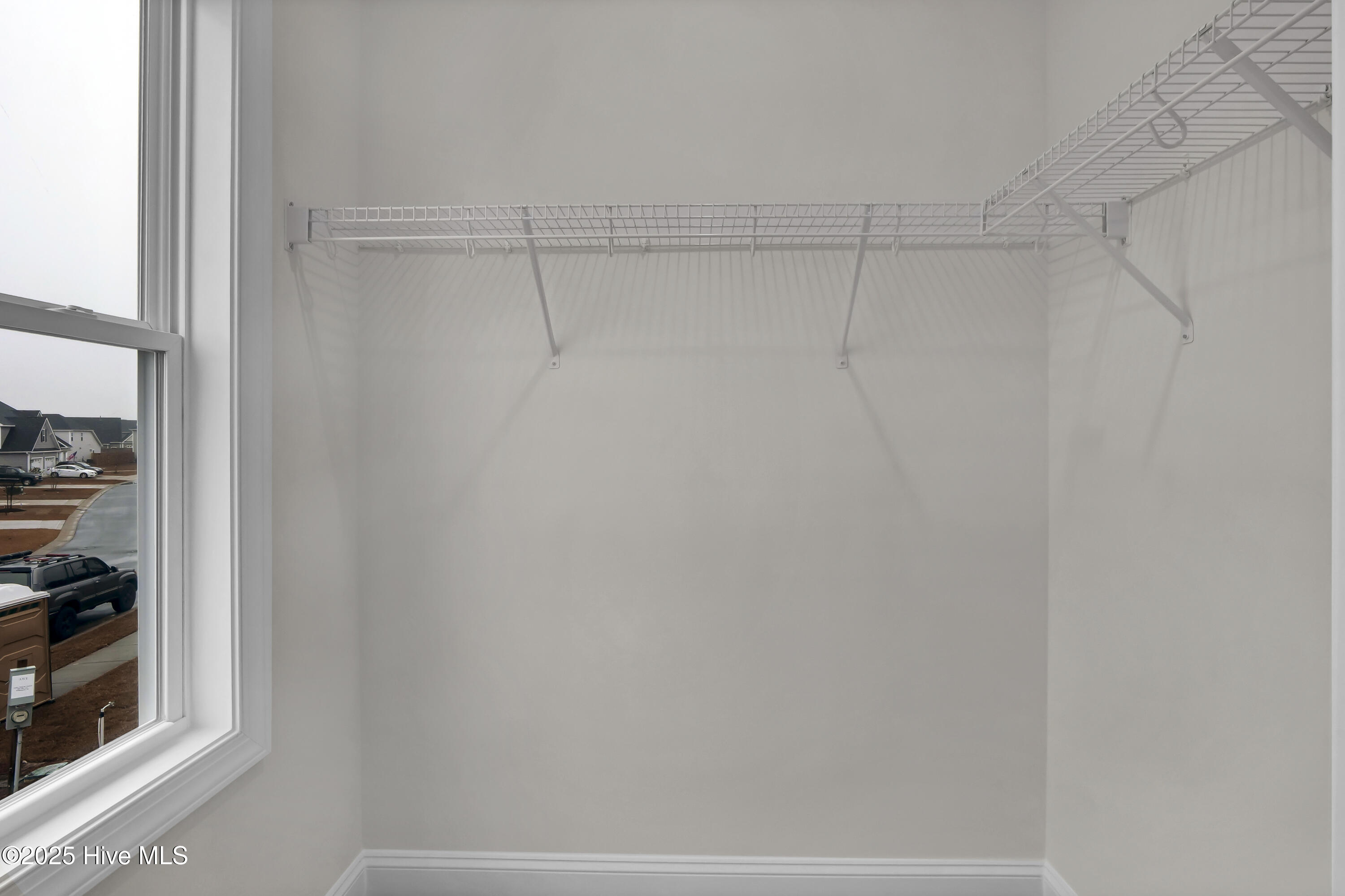 2806 Longleaf Pine Circle Property Photo 21