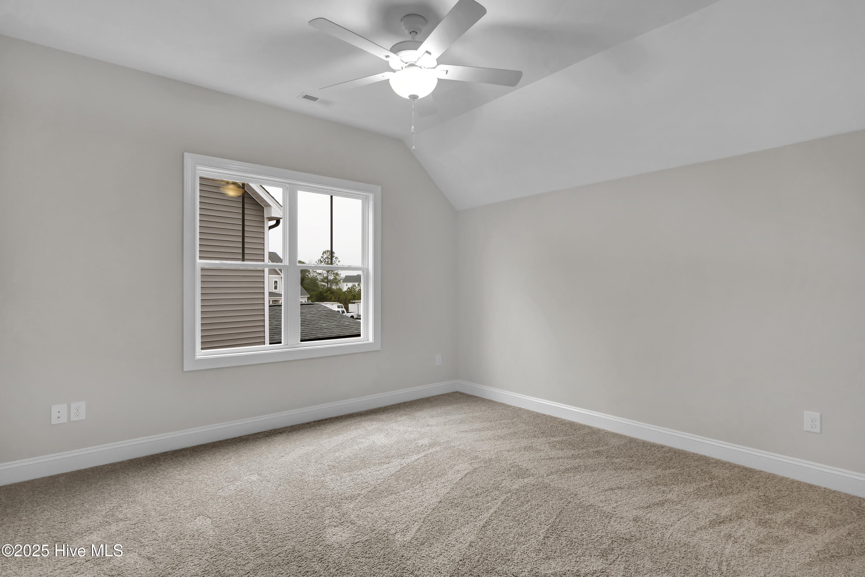 2806 Longleaf Pine Circle Property Photo 25