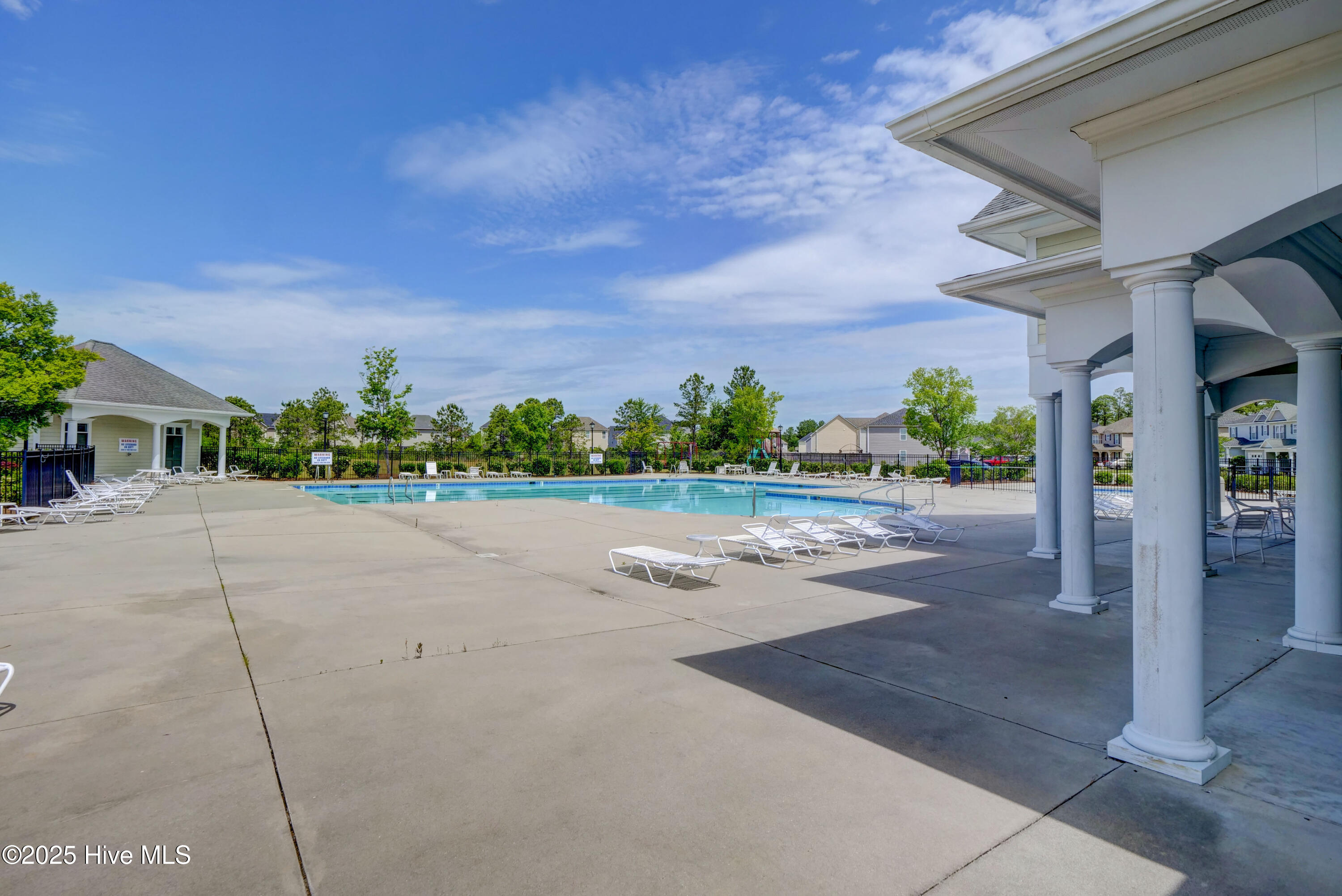 2806 Longleaf Pine Circle Property Photo 30