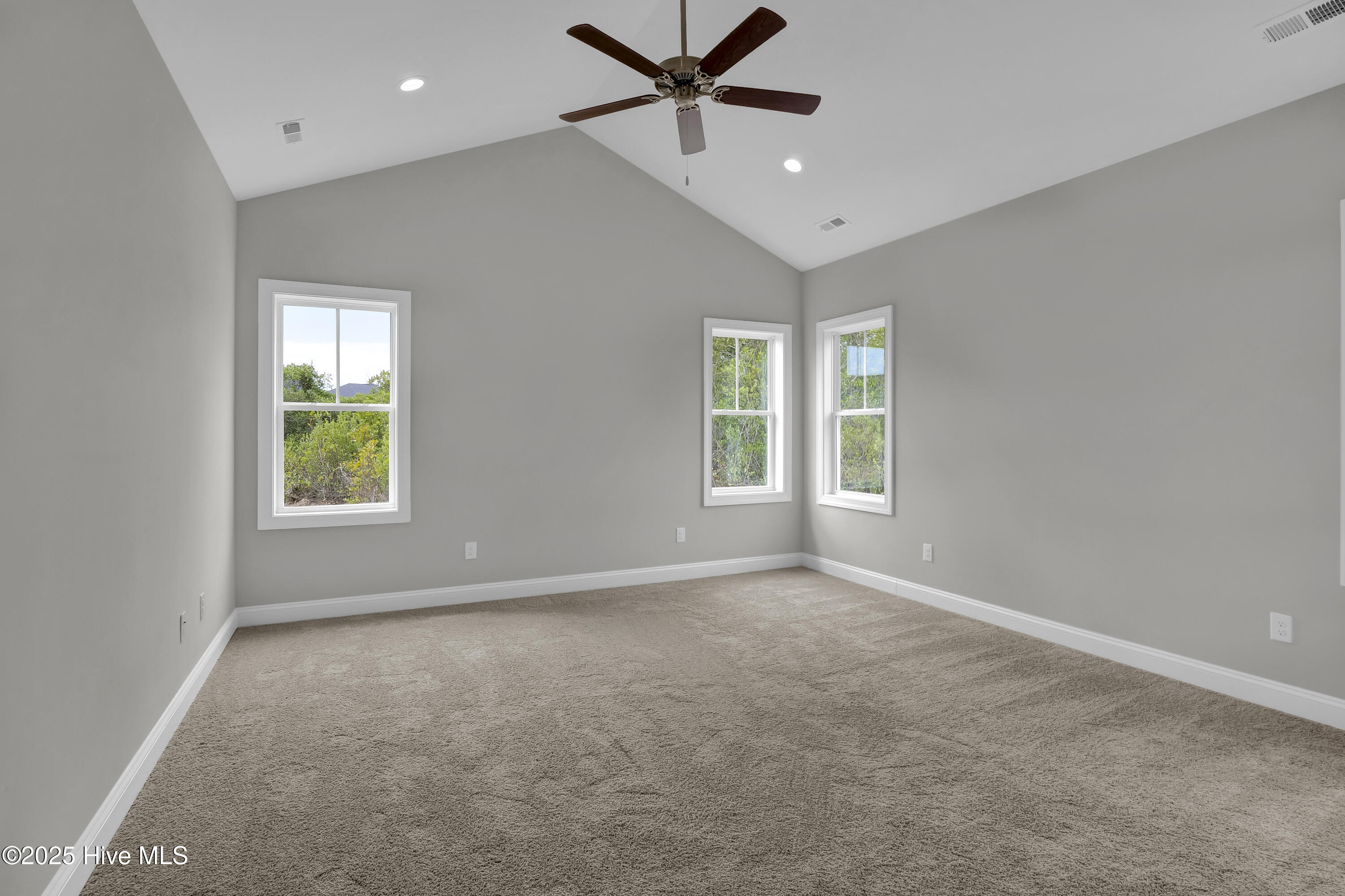 7092 Trailhead Road Property Photo 13