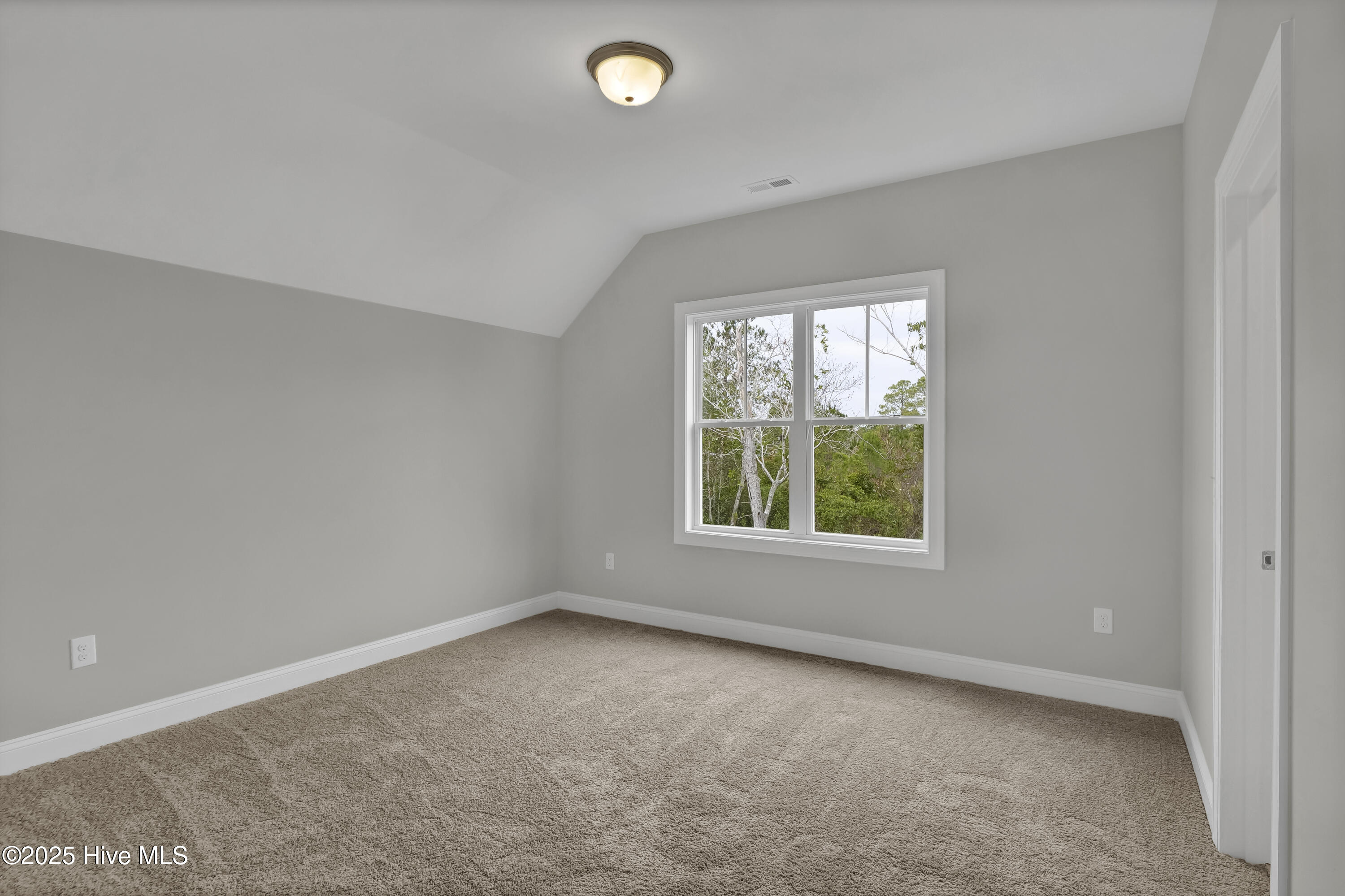 7092 Trailhead Road Property Photo 22