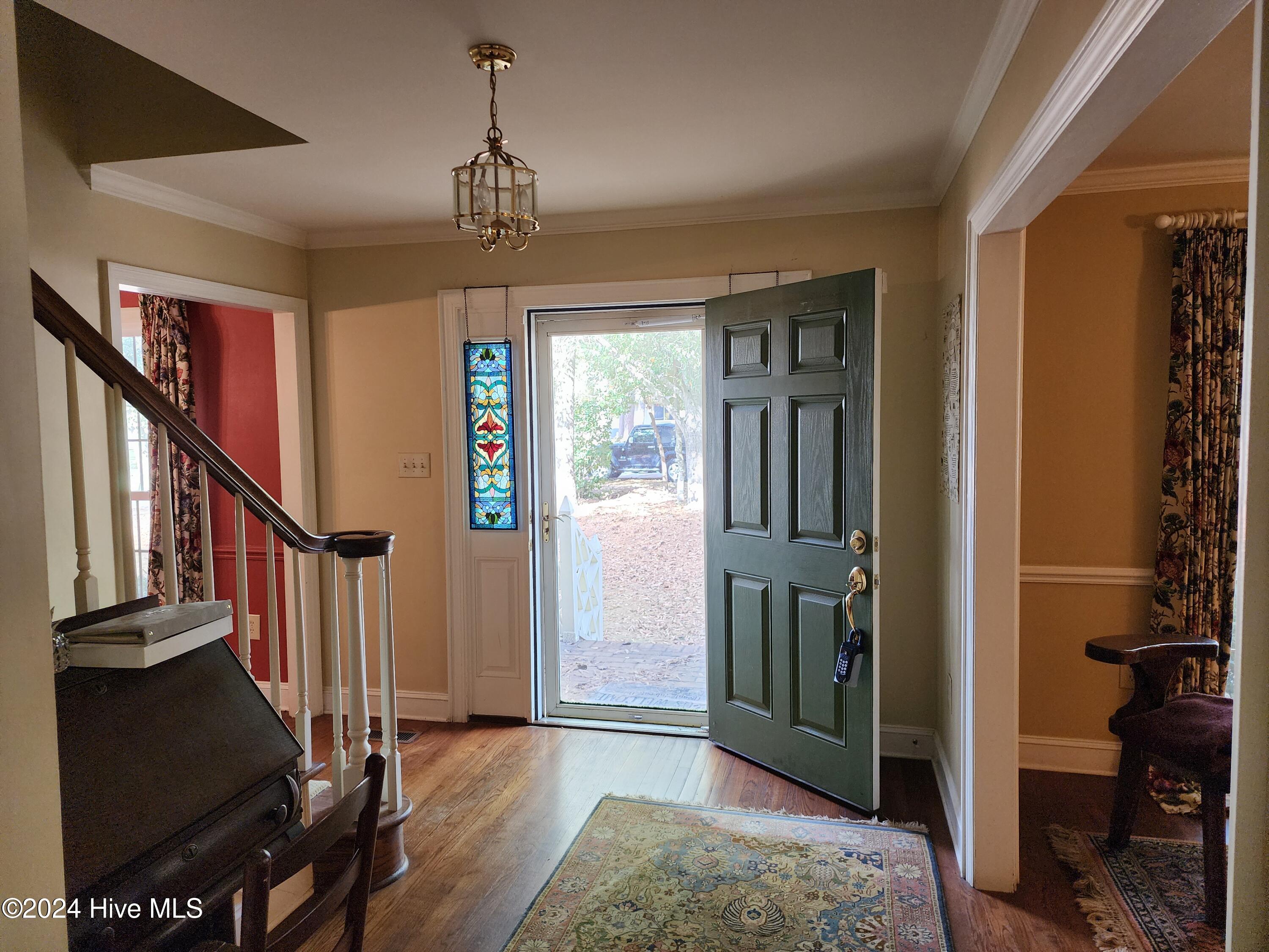 528 Ole Farm Trail Property Photo 3