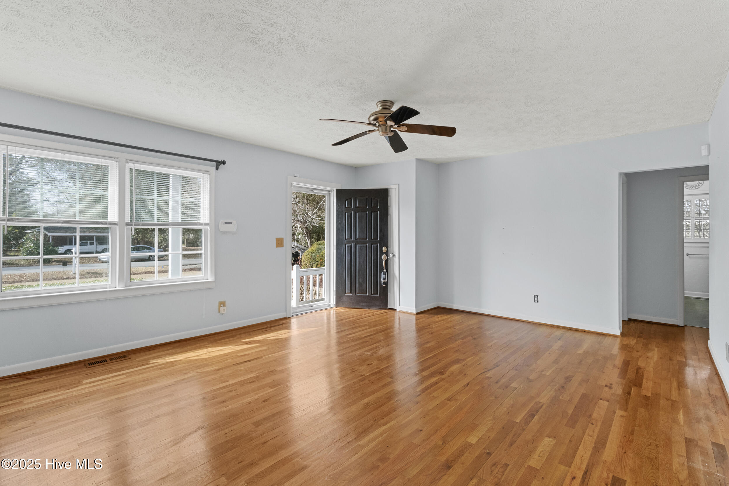 105 Edwards Street Property Photo 6