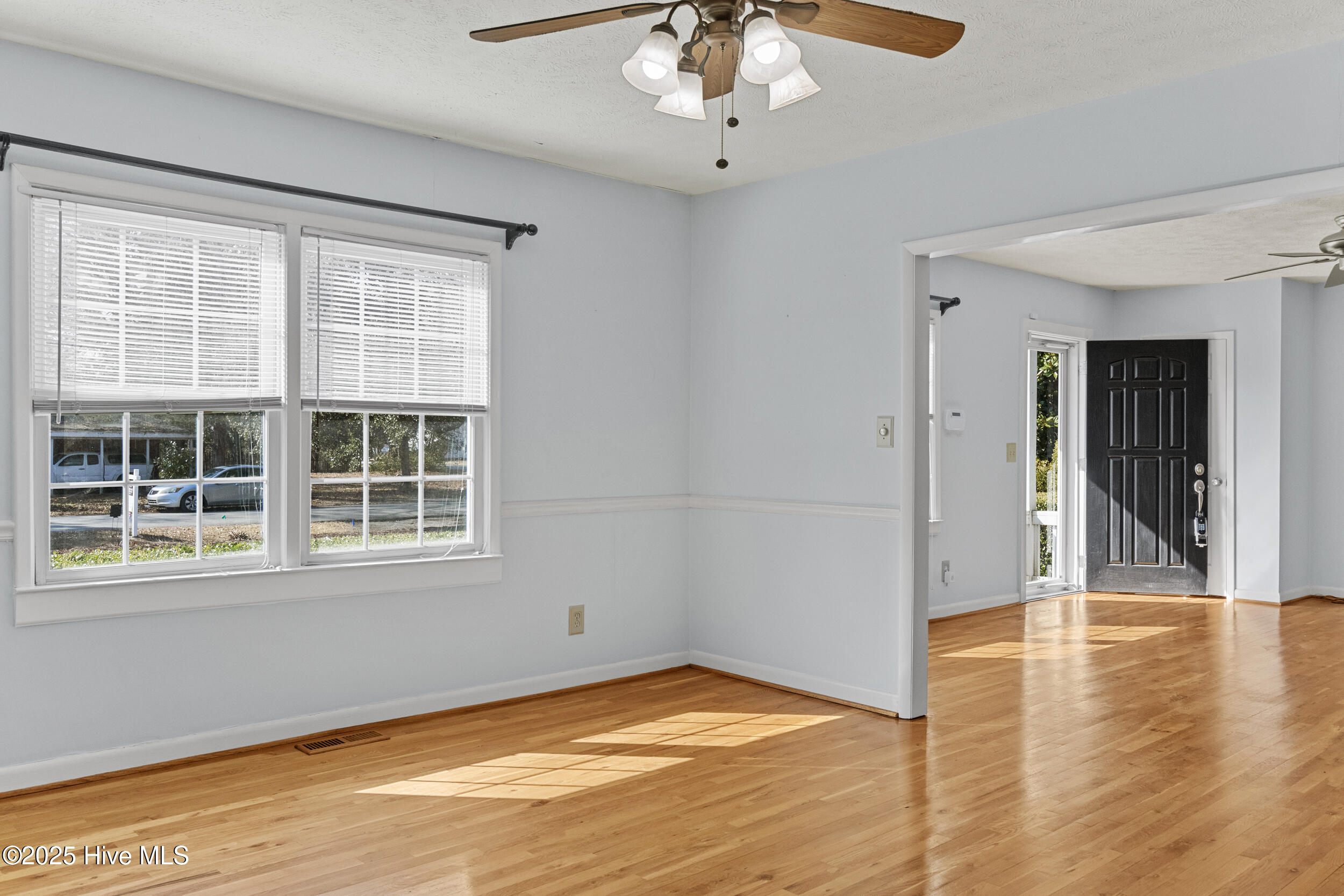 105 Edwards Street Property Photo 7