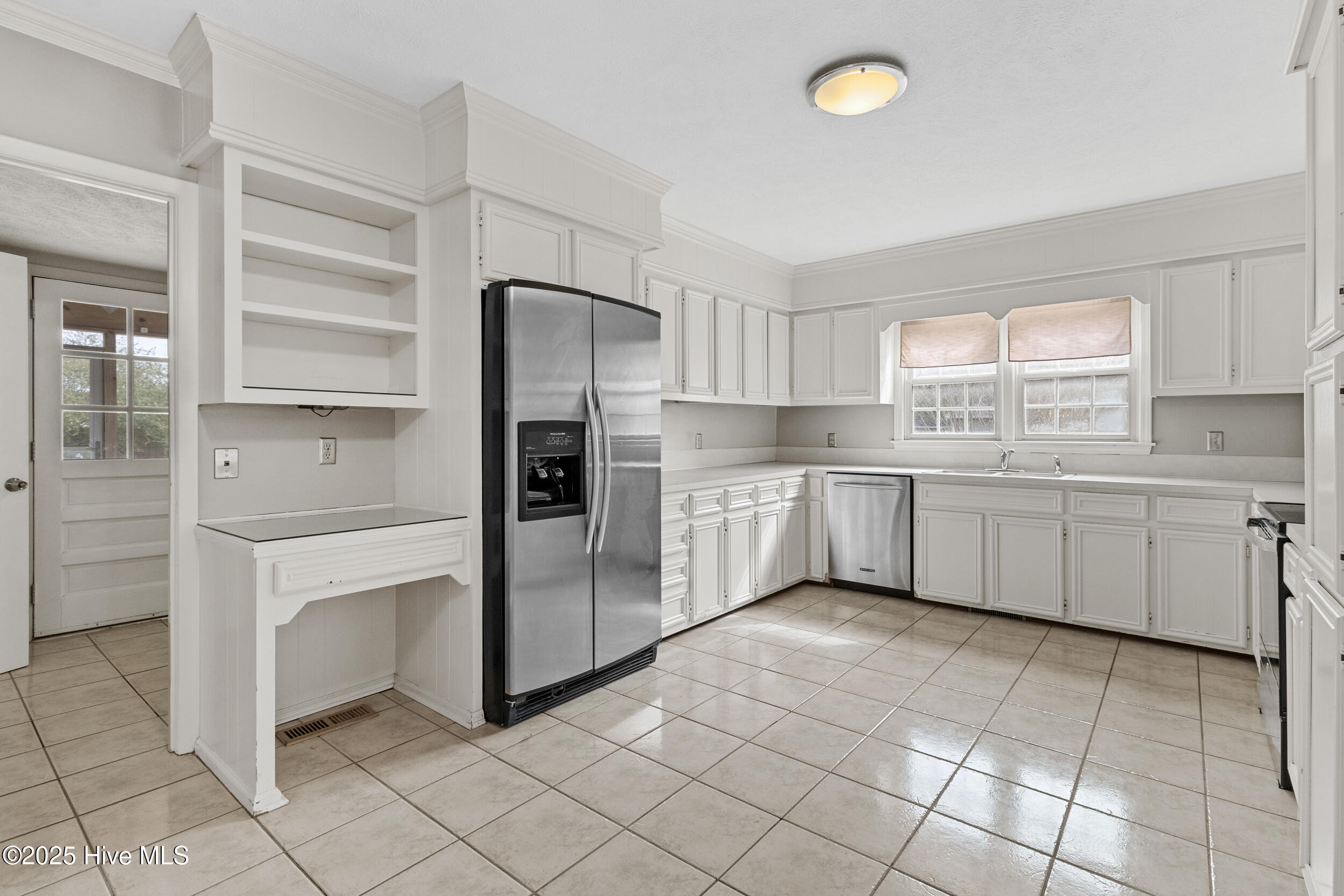 105 Edwards Street Property Photo 11