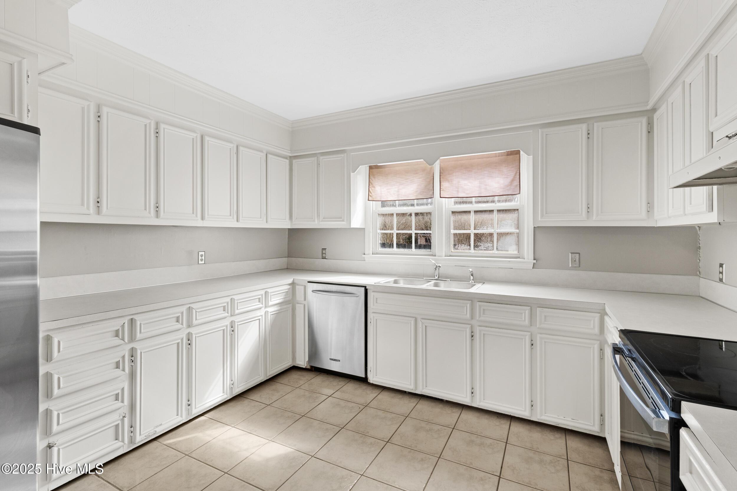 105 Edwards Street Property Photo 12