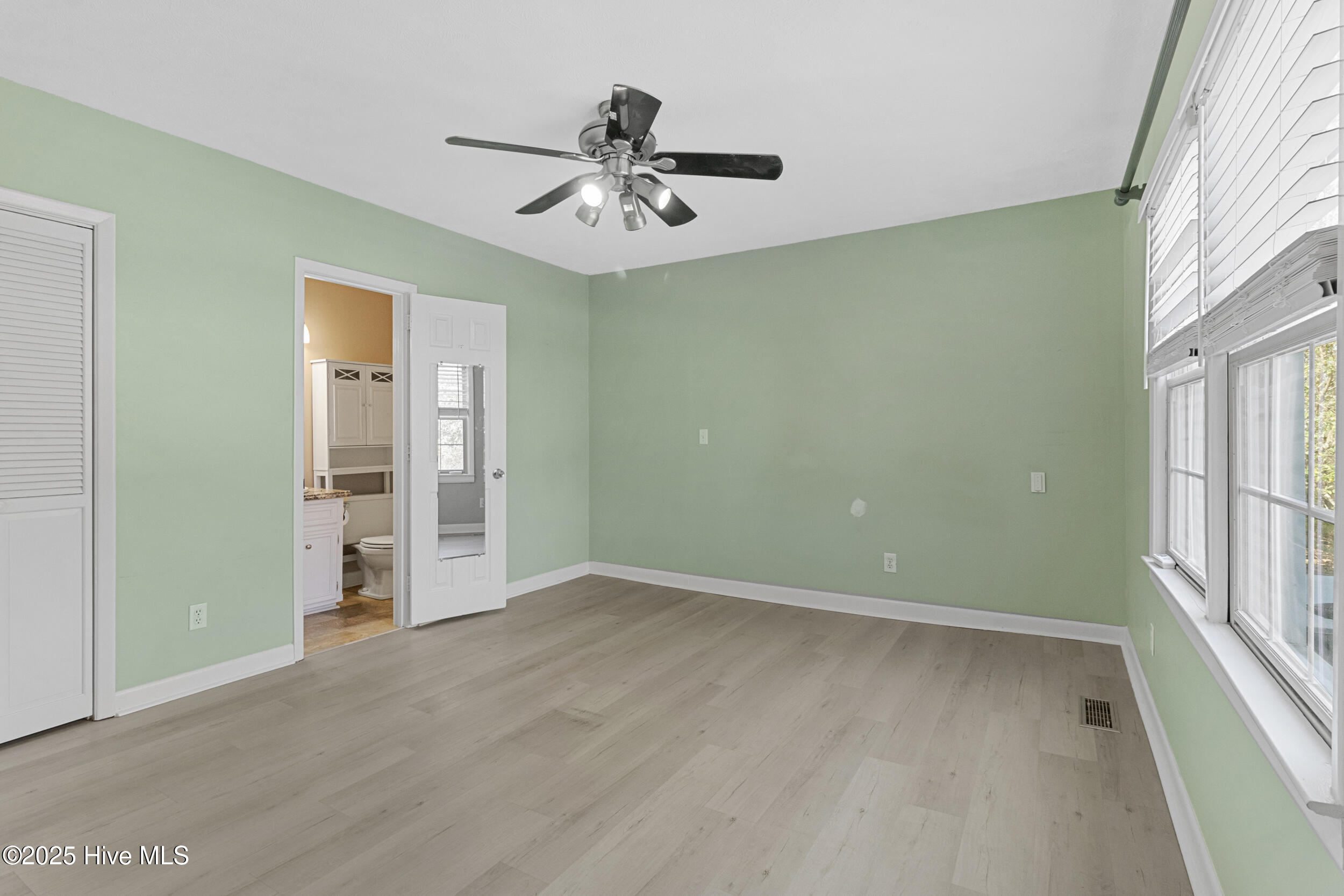 105 Edwards Street Property Photo 20