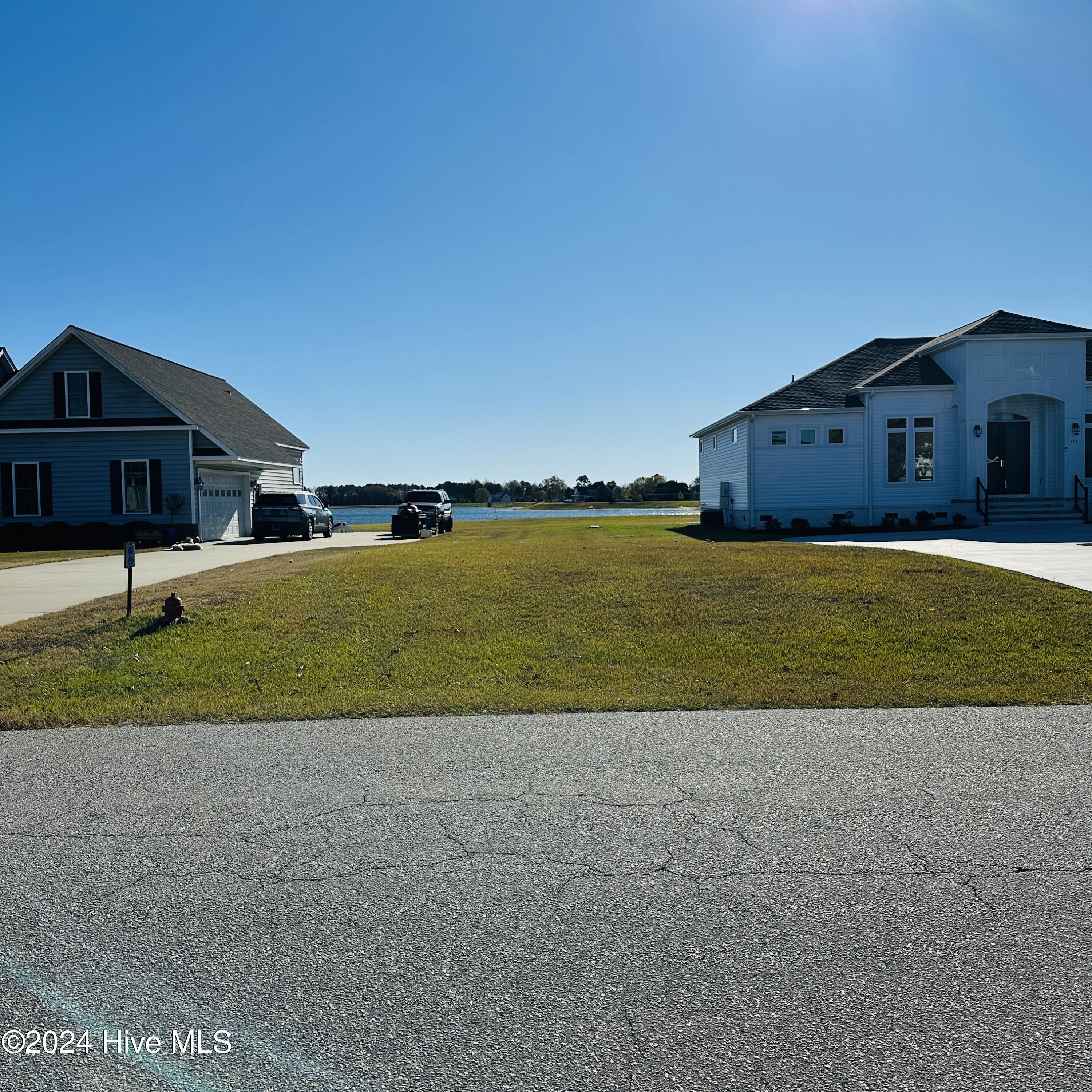 116 Schooner Landing Drive Property Photo 9