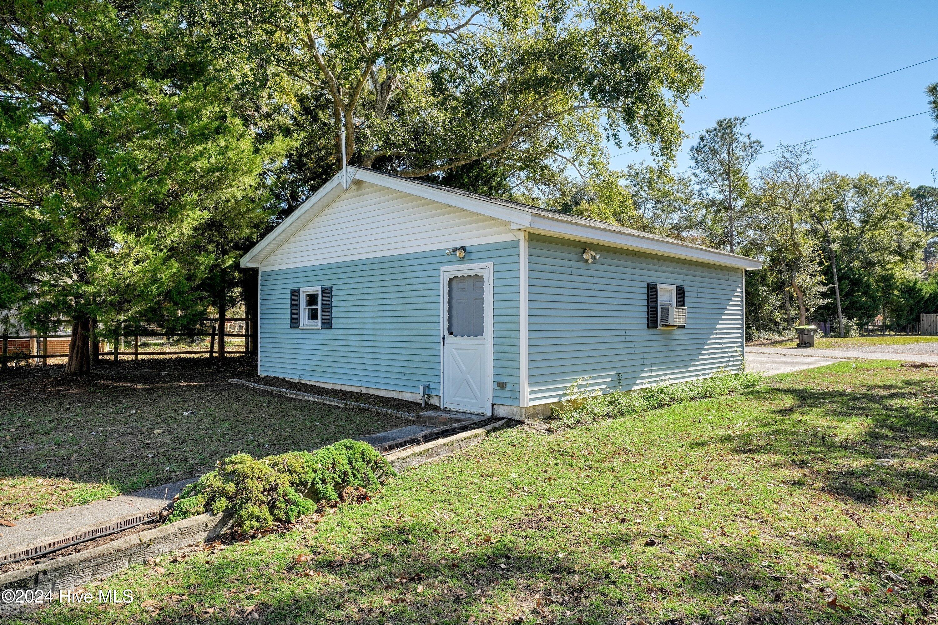 2059 Fay Circle Property Photo 6
