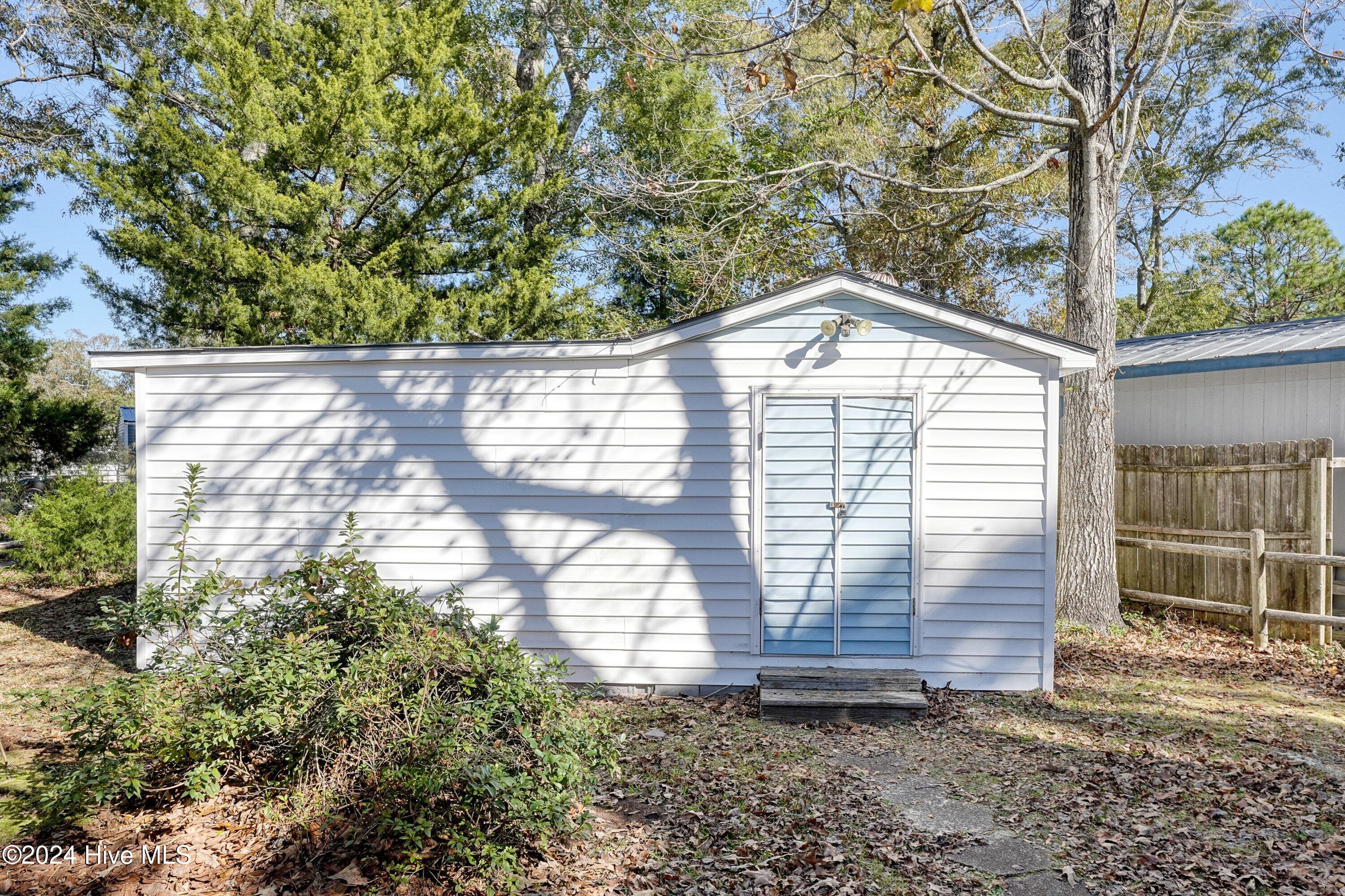 2059 Fay Circle Property Photo 7