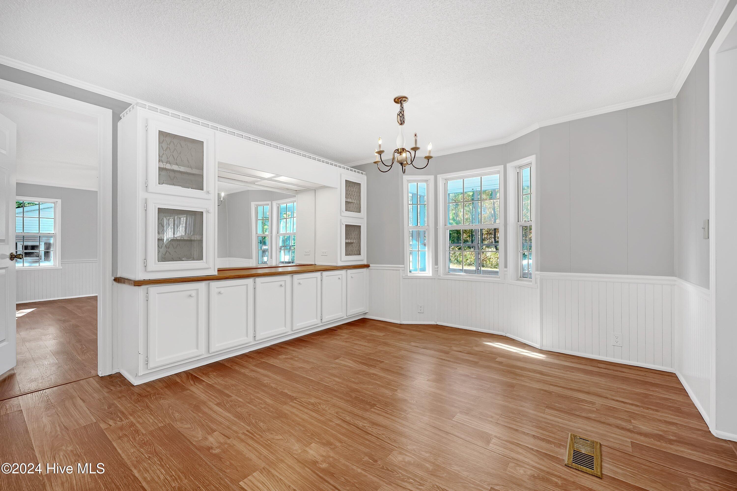 2059 Fay Circle Property Photo 15