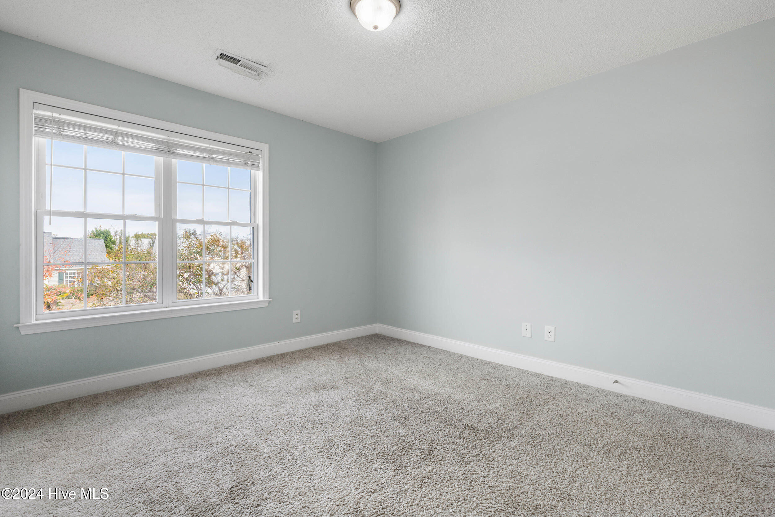626 Laveen Way Property Photo 32