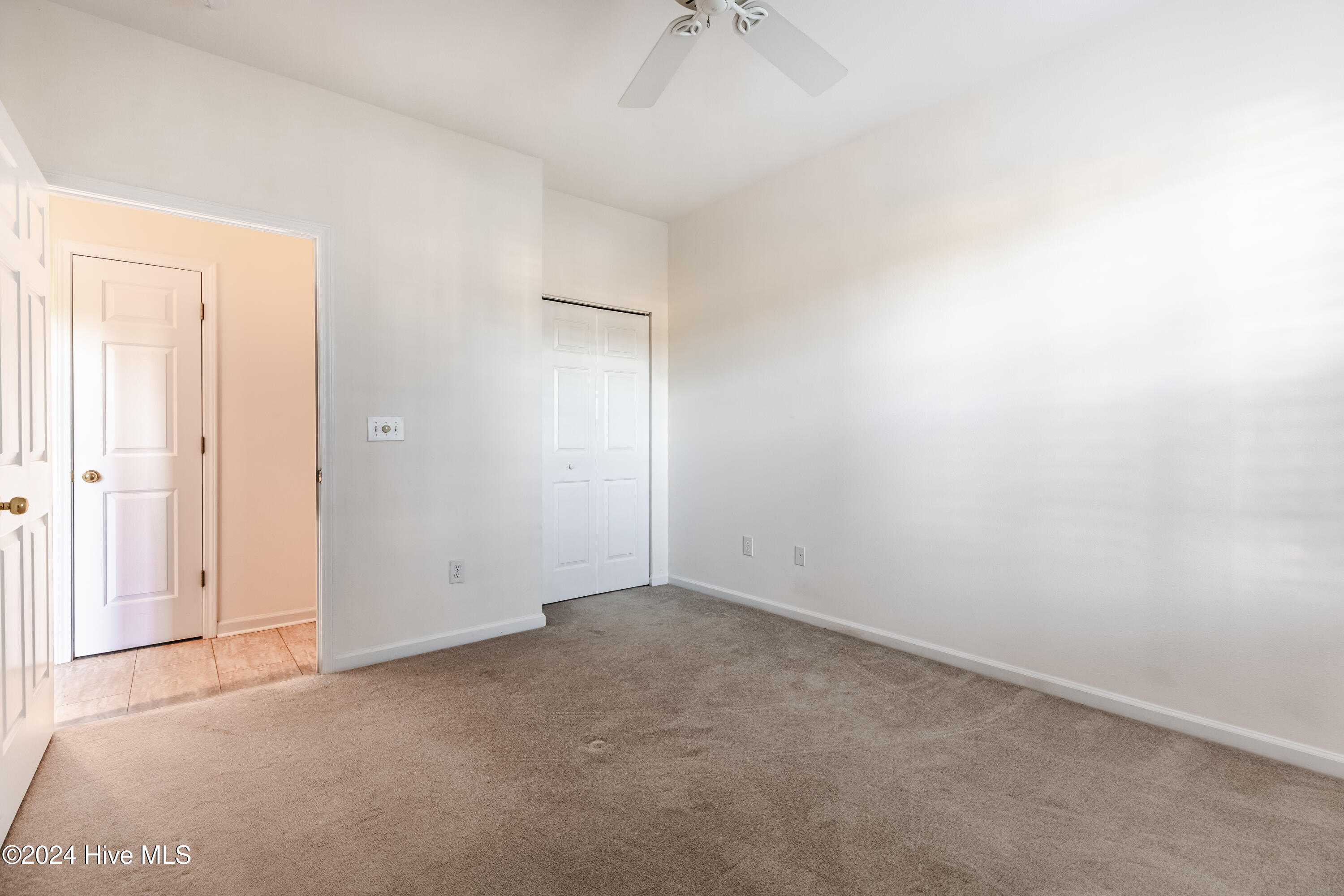 944 Great Egret Circle 1 Property Photo 12
