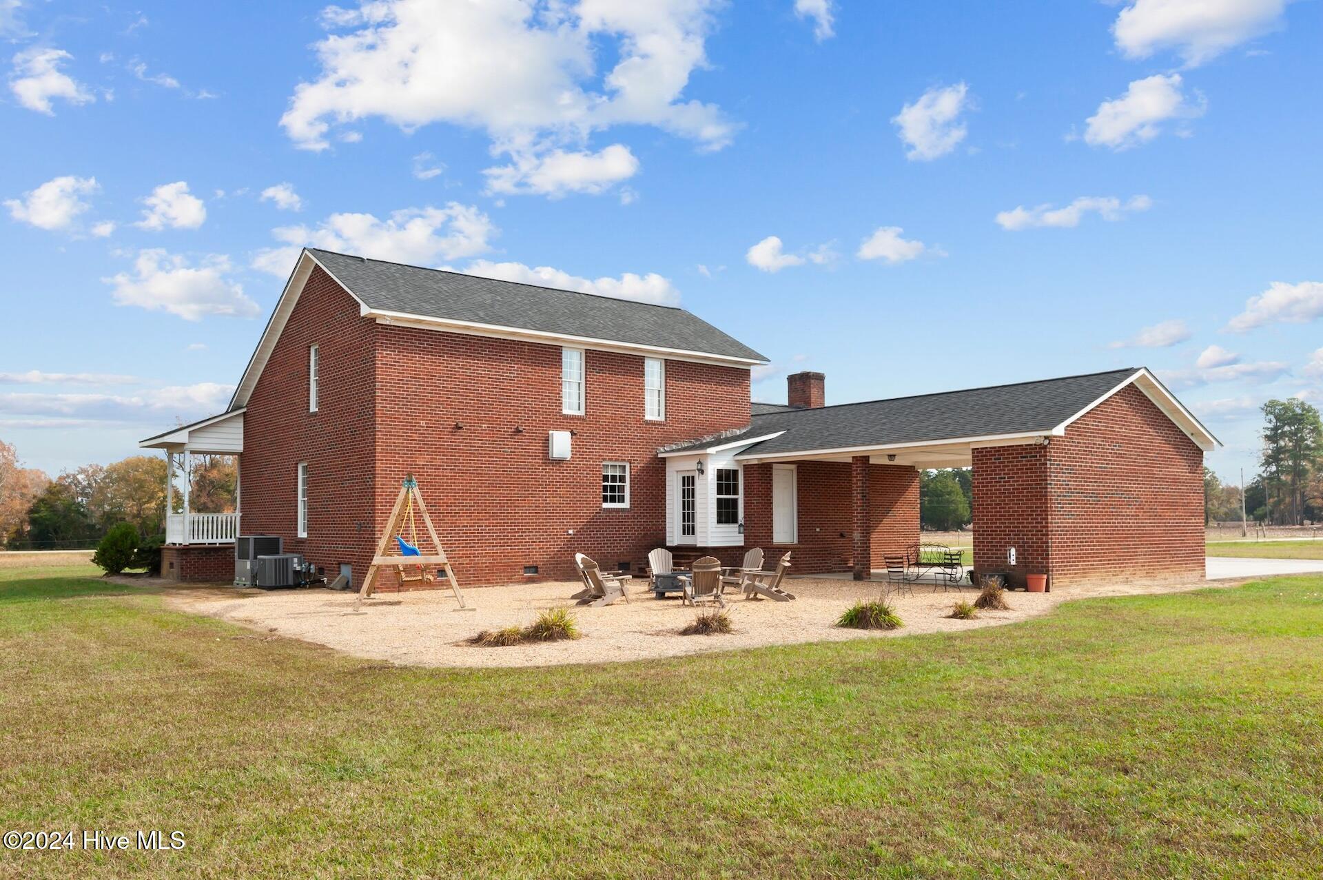 1221 Nc Highway 305 Property Photo 9