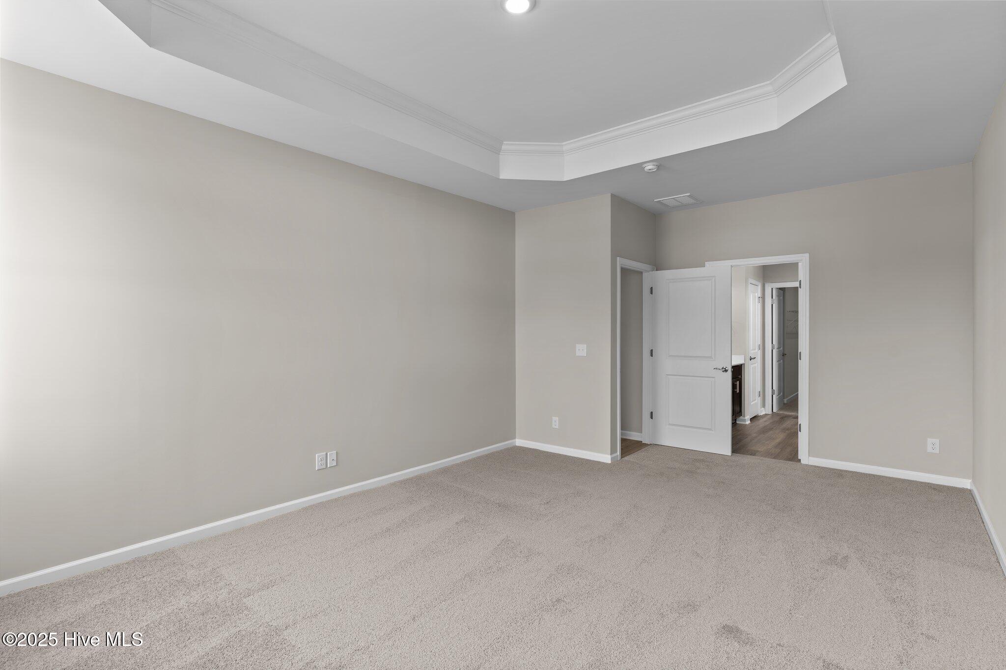 633 Ashvale Lane Property Photo 8