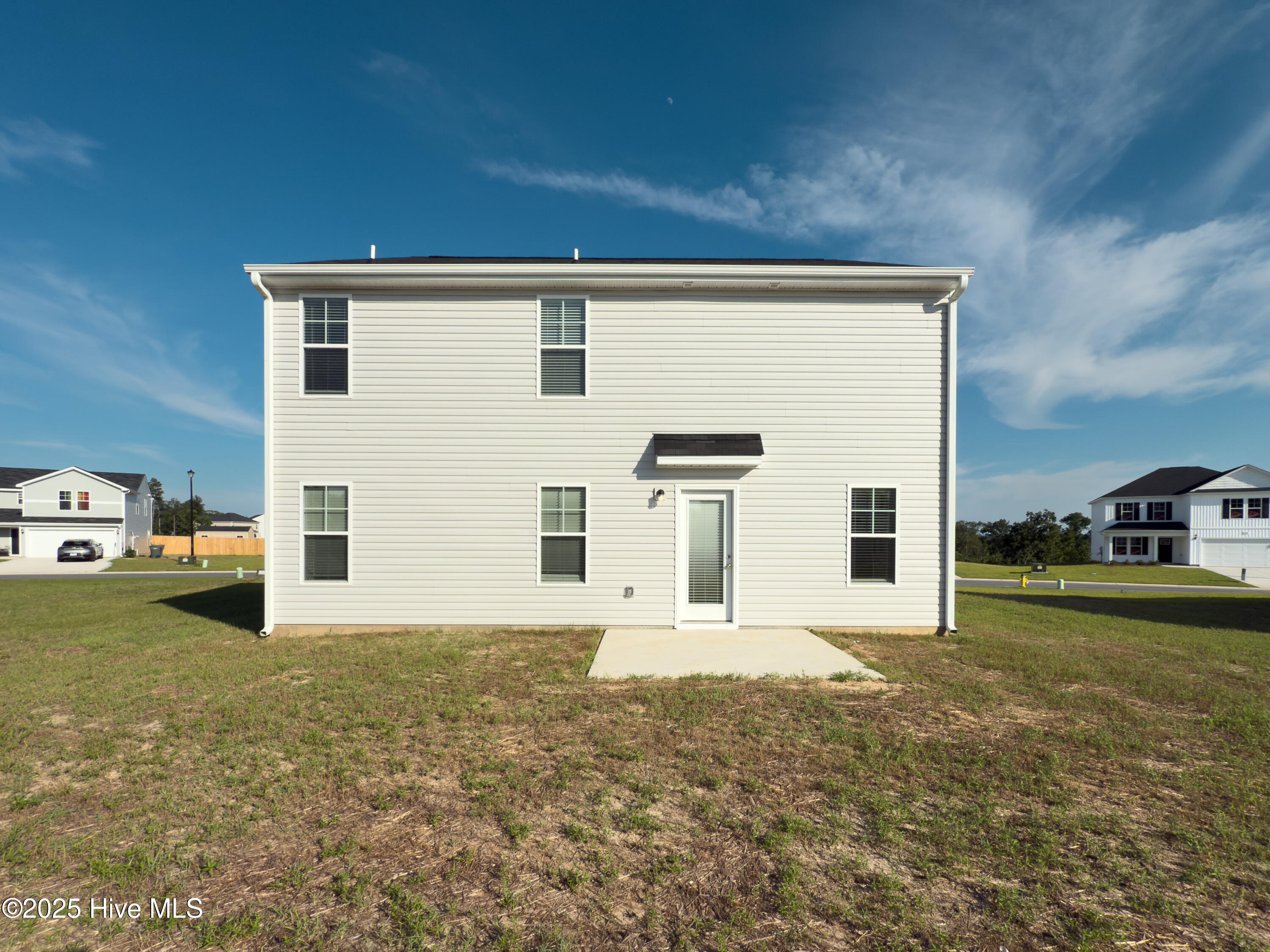 2118 Purebred Circle Property Photo 2