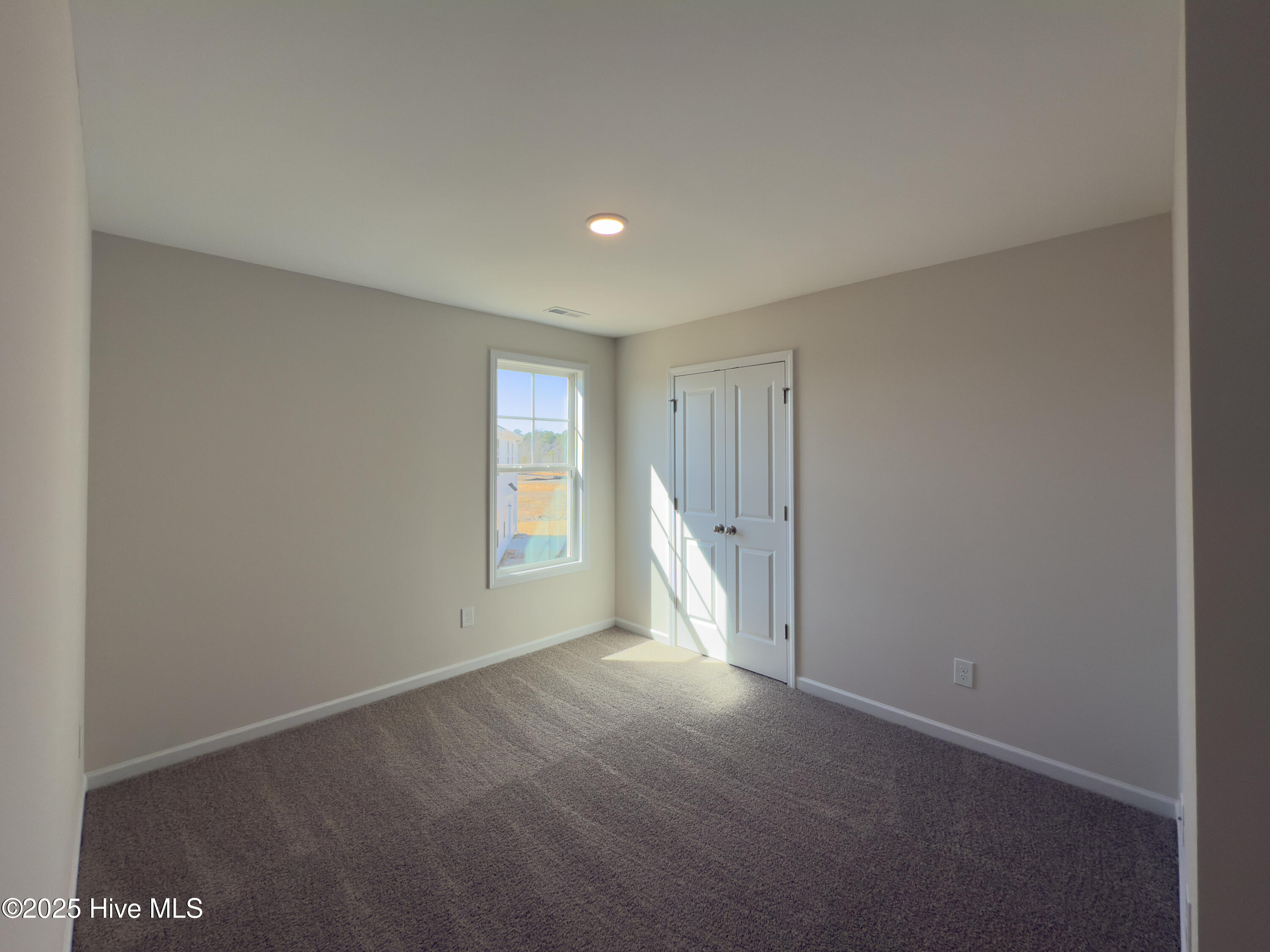 2118 Purebred Circle Property Photo 10