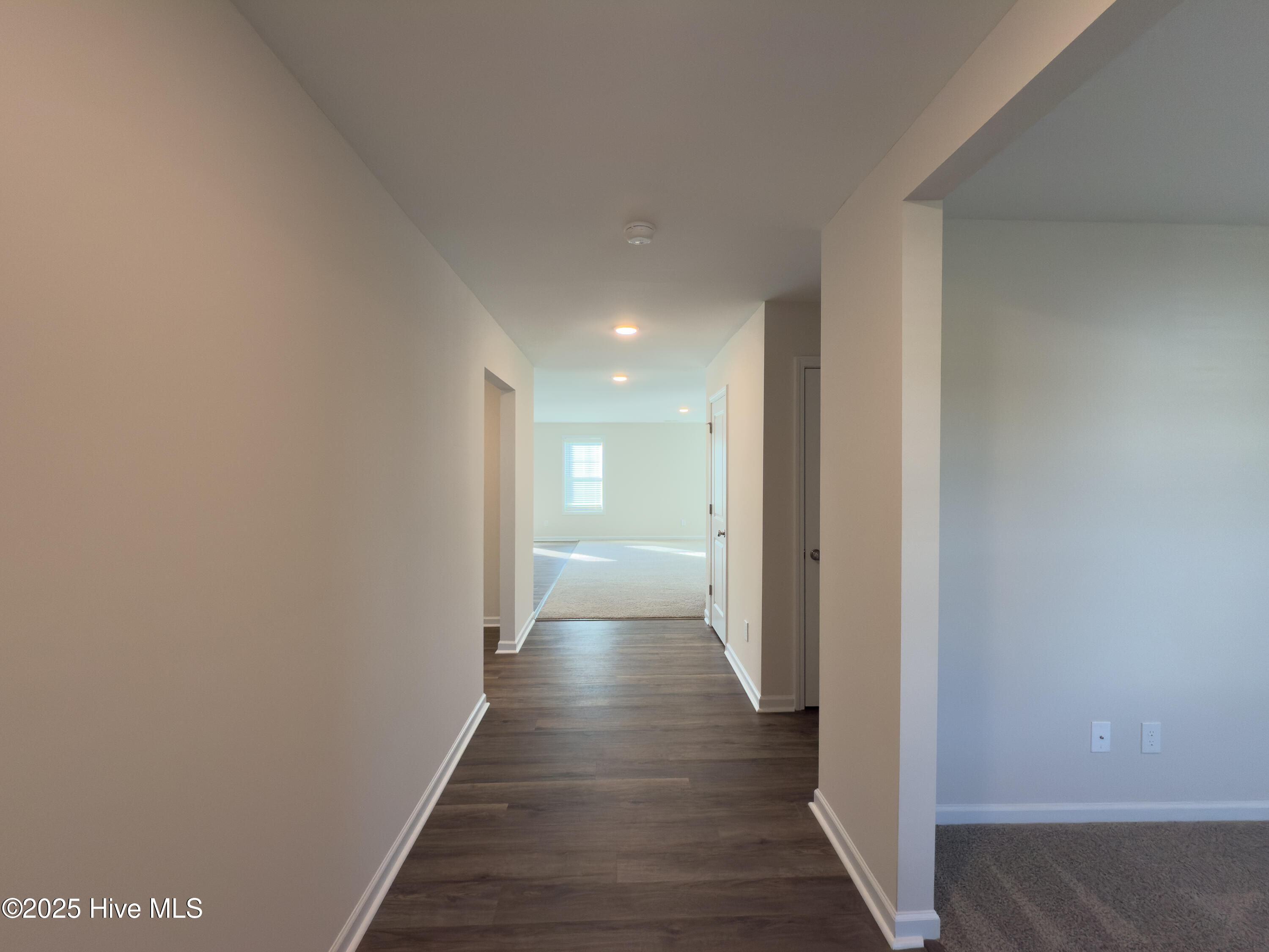 2118 Purebred Circle Property Photo 27
