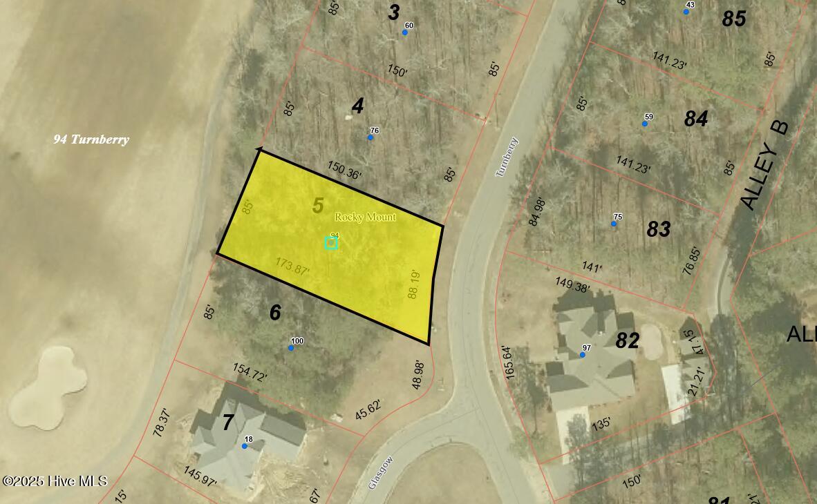 94 Turnberry Property Photo 1
