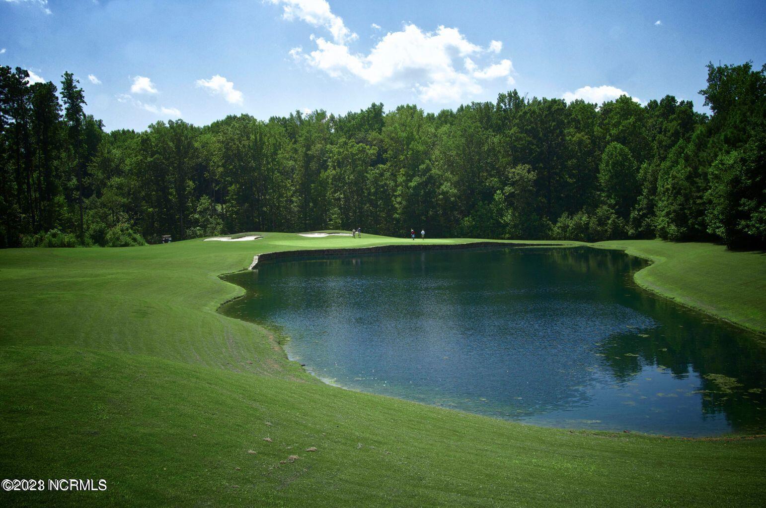94 Turnberry Property Photo 5