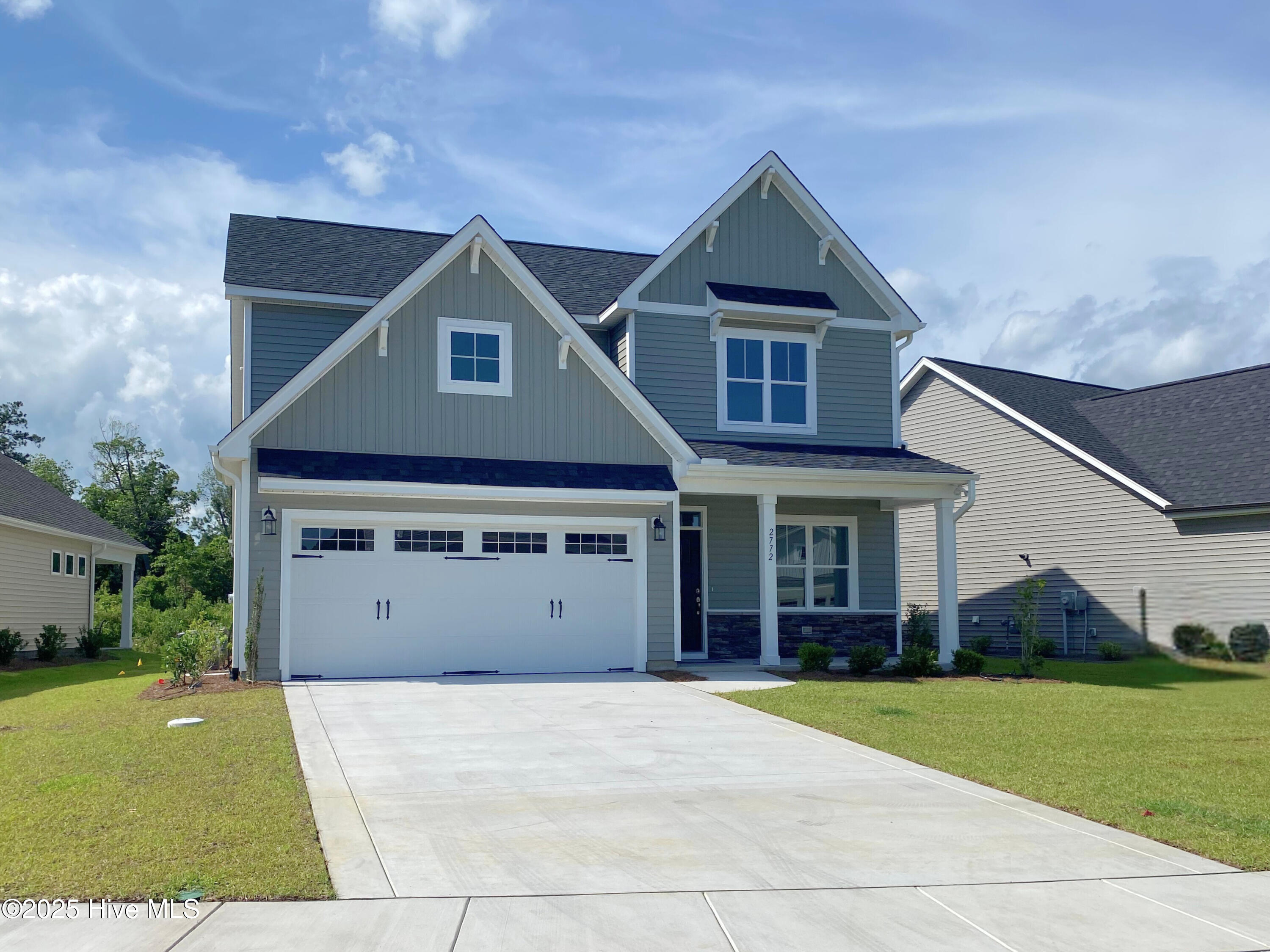 2772 Longleaf Pine Circle Property Photo 2