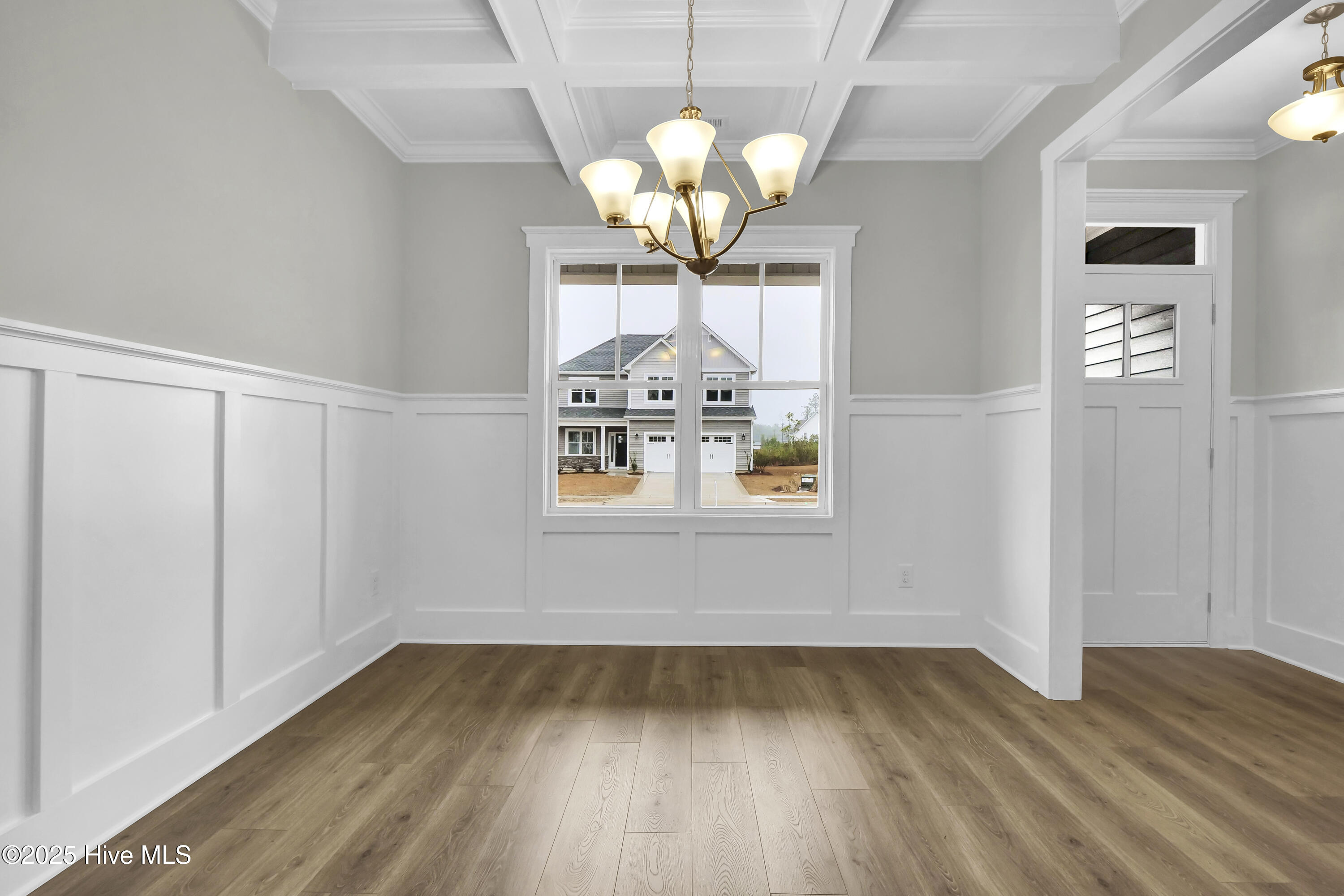2772 Longleaf Pine Circle Property Photo 3
