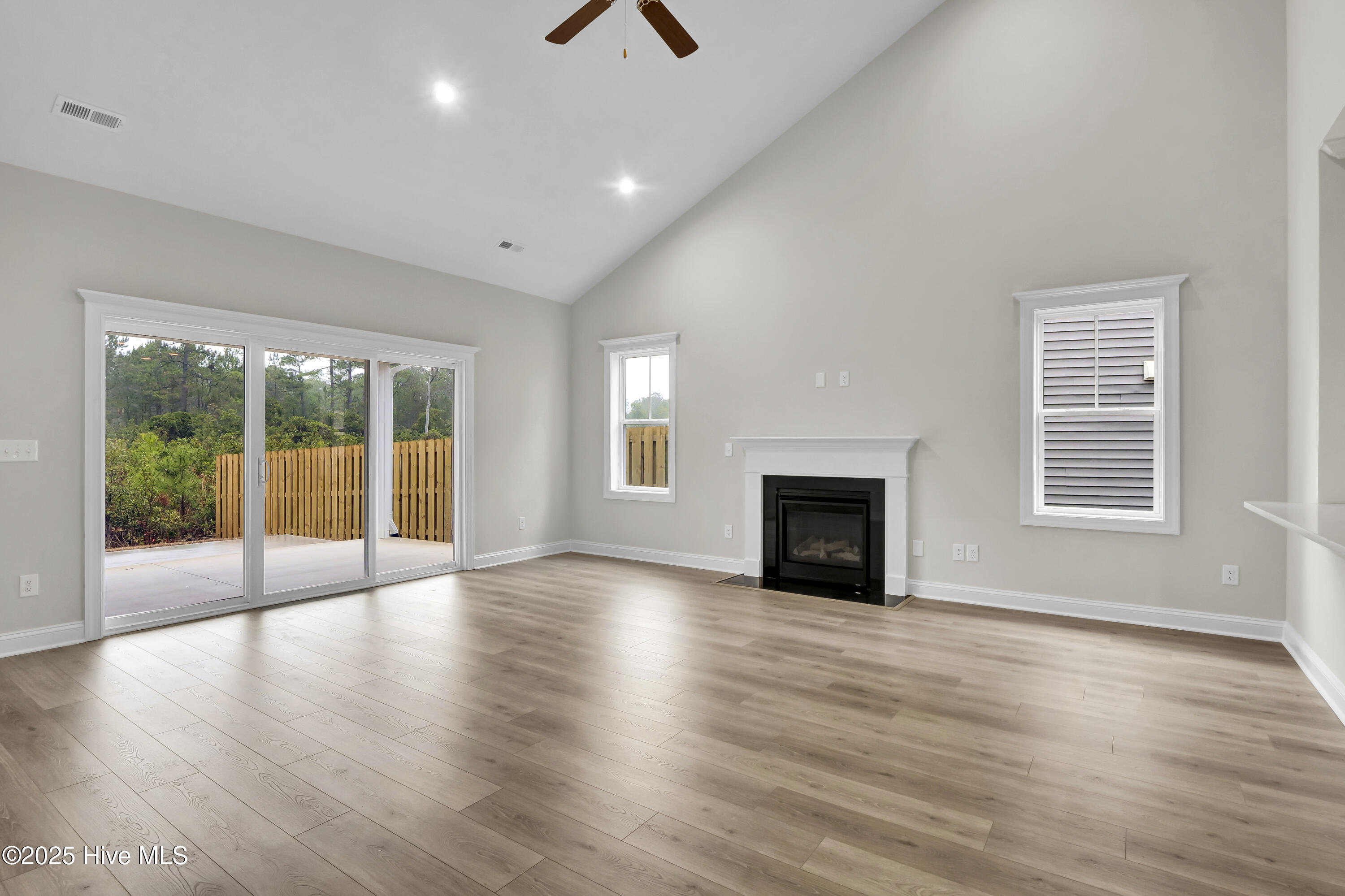 2772 Longleaf Pine Circle Property Photo 7