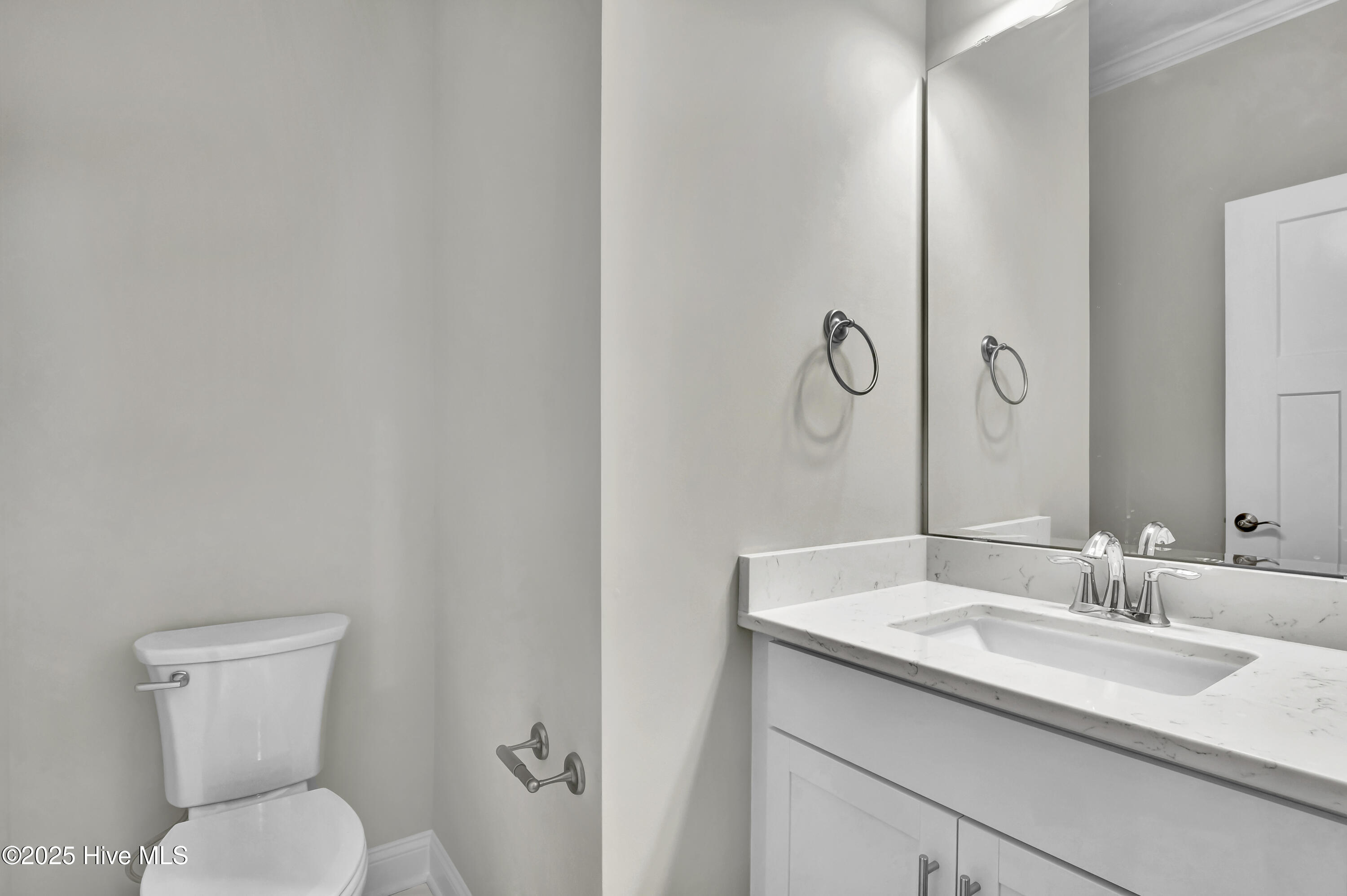 2772 Longleaf Pine Circle Property Photo 9