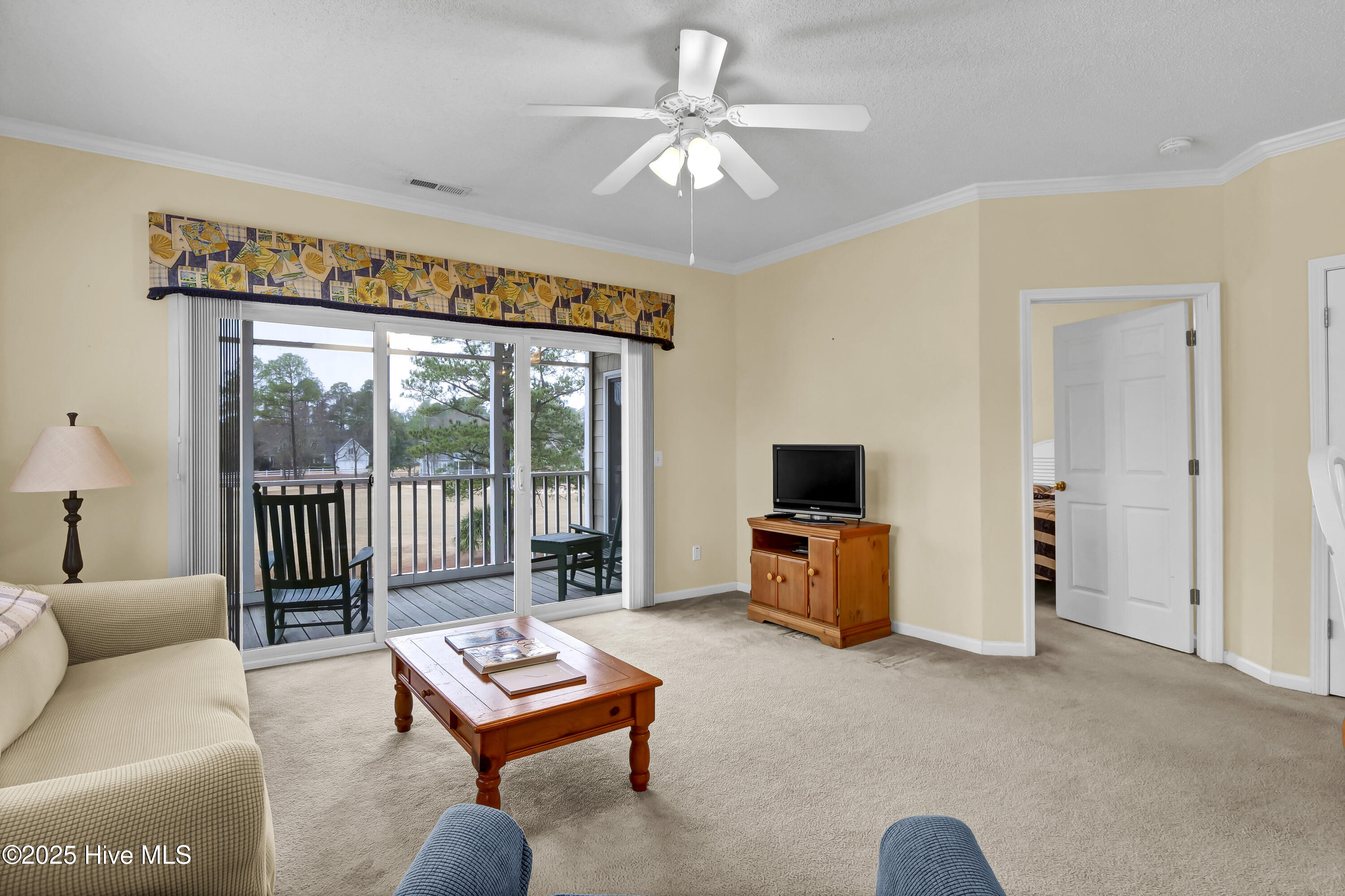145 Bentgreen Drive Property Photo 5
