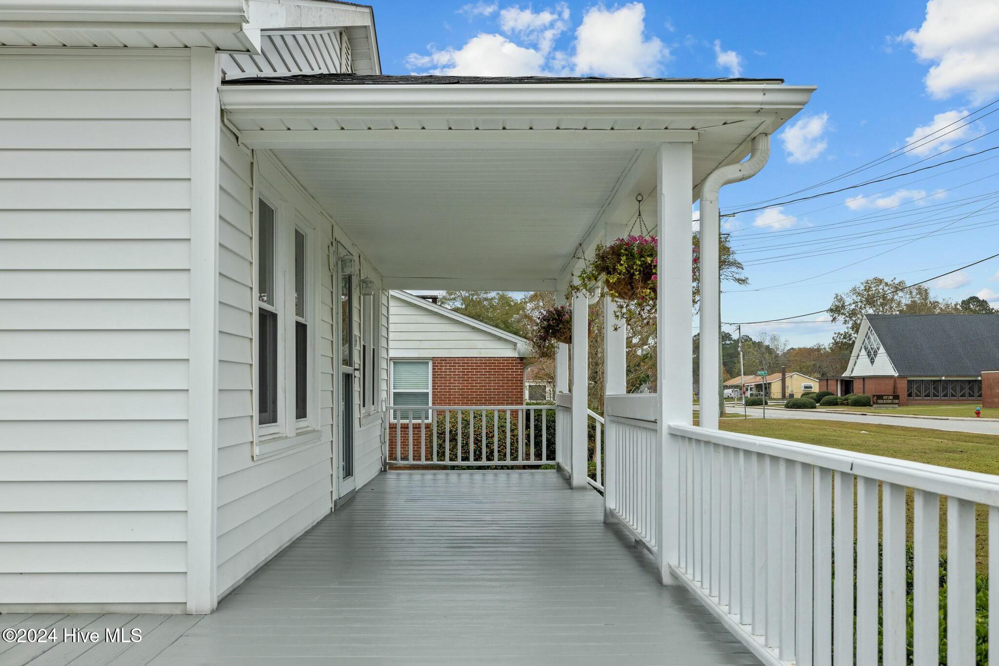 1010 Orange Street Property Photo 3