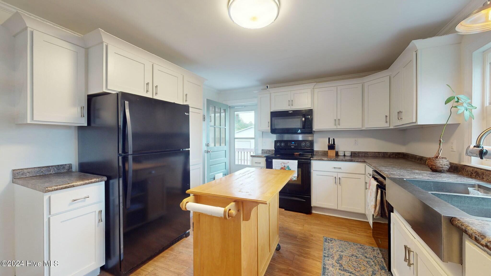 1010 Orange Street Property Photo 12