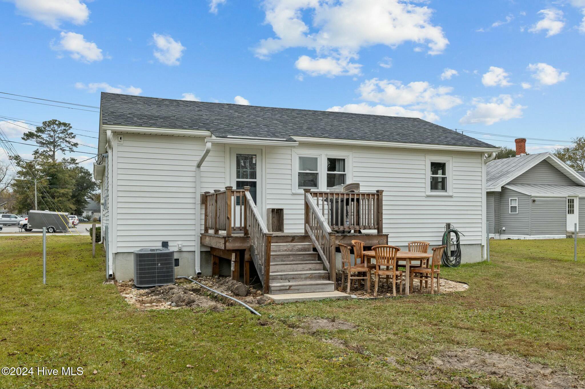 1010 Orange Street Property Photo 44