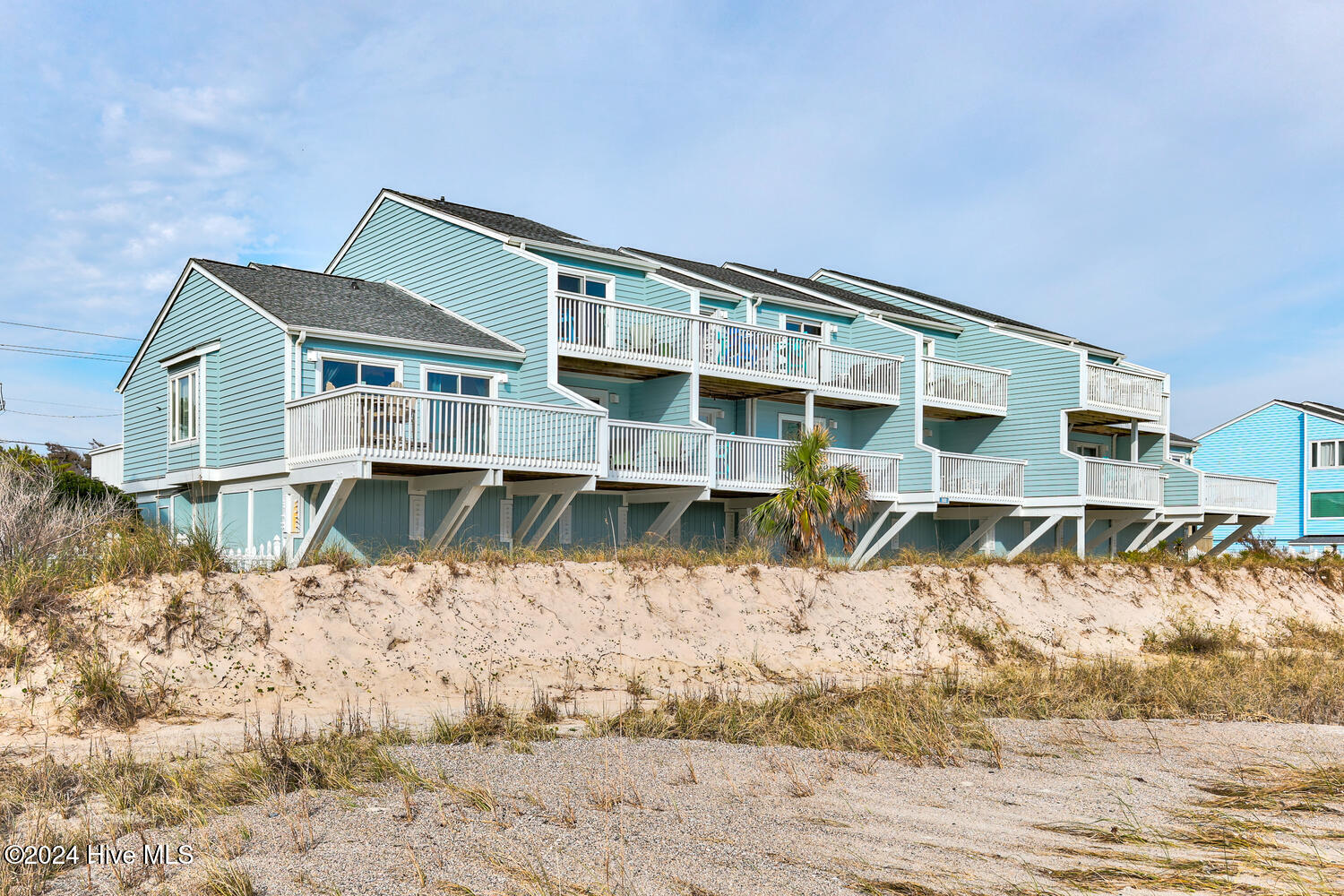 507 Pelican Court Property Photo 1
