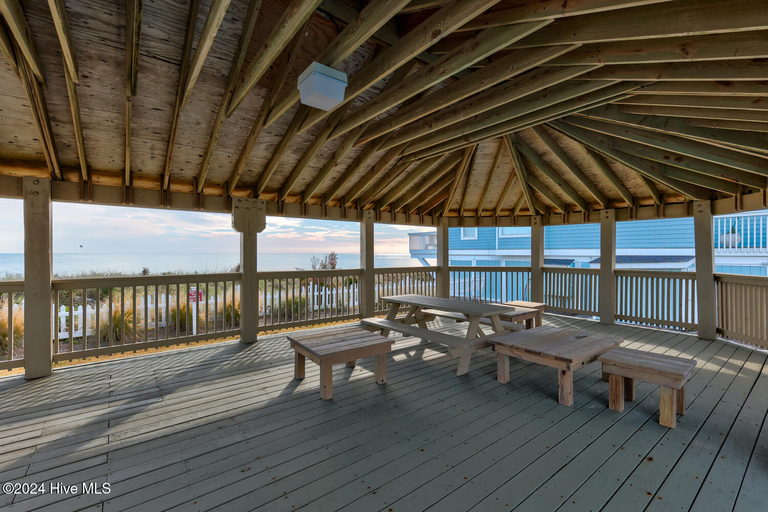 507 Pelican Court Property Photo 43