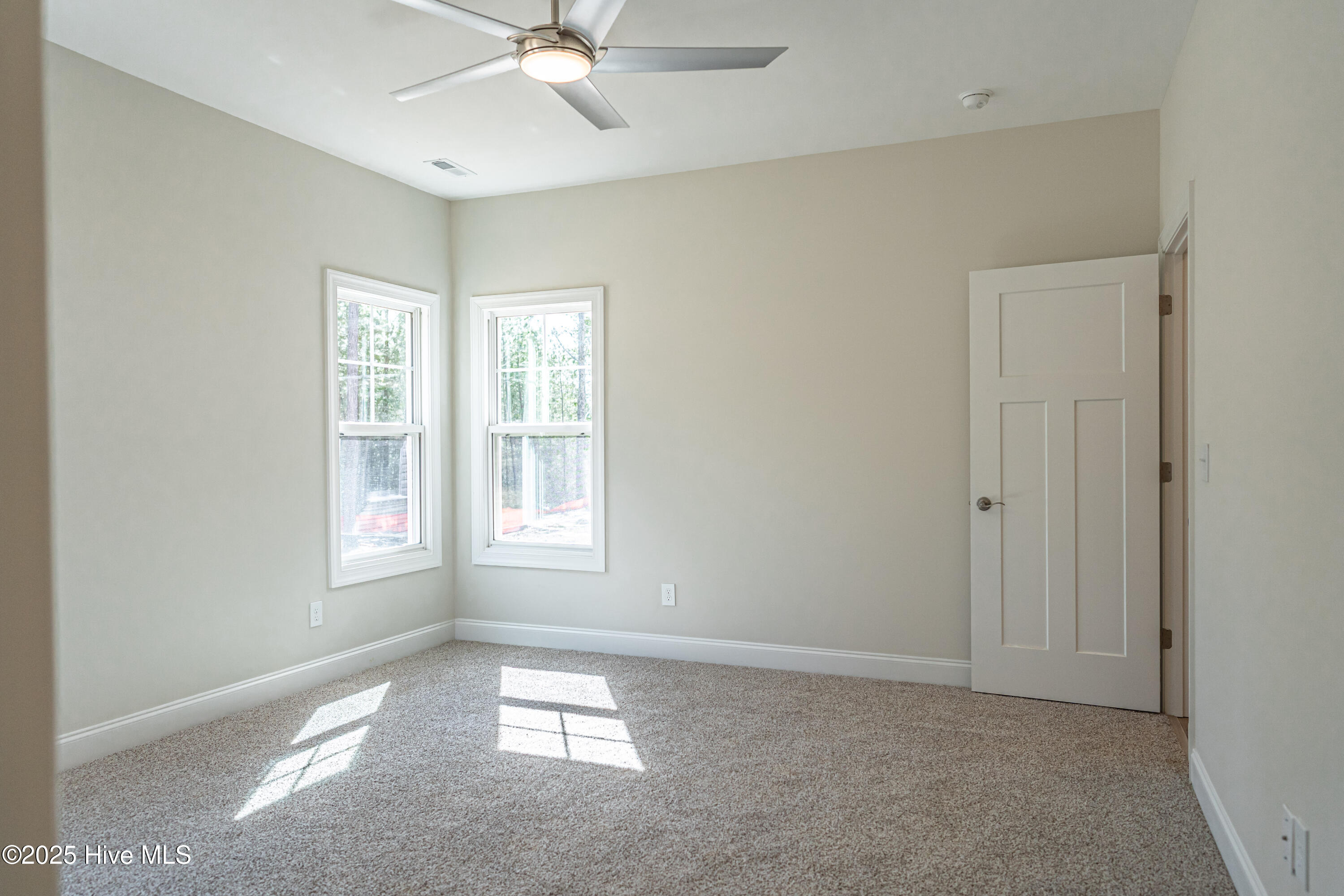 6935 Old Jefferson Davis Highway Property Photo 13