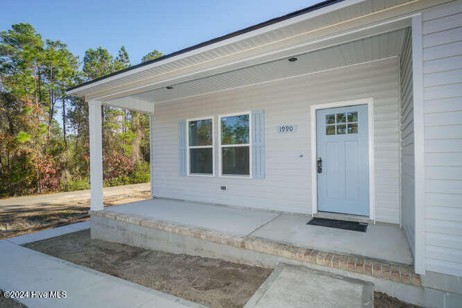 1990 Salisbury Road Property Photo 6