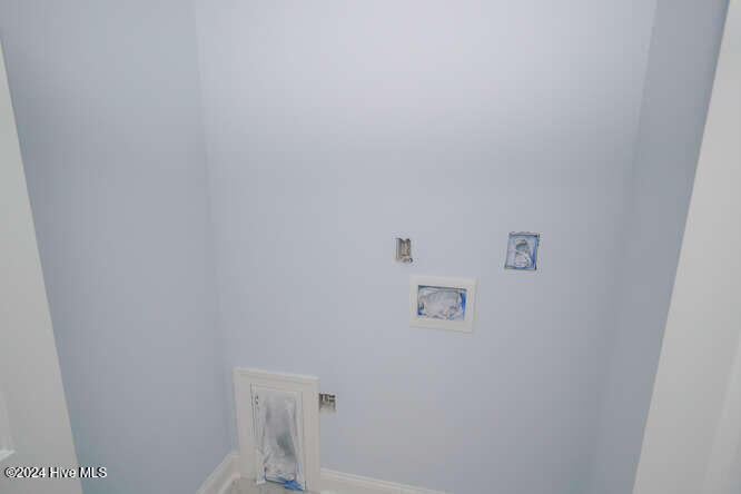 1990 Salisbury Road Property Photo 21
