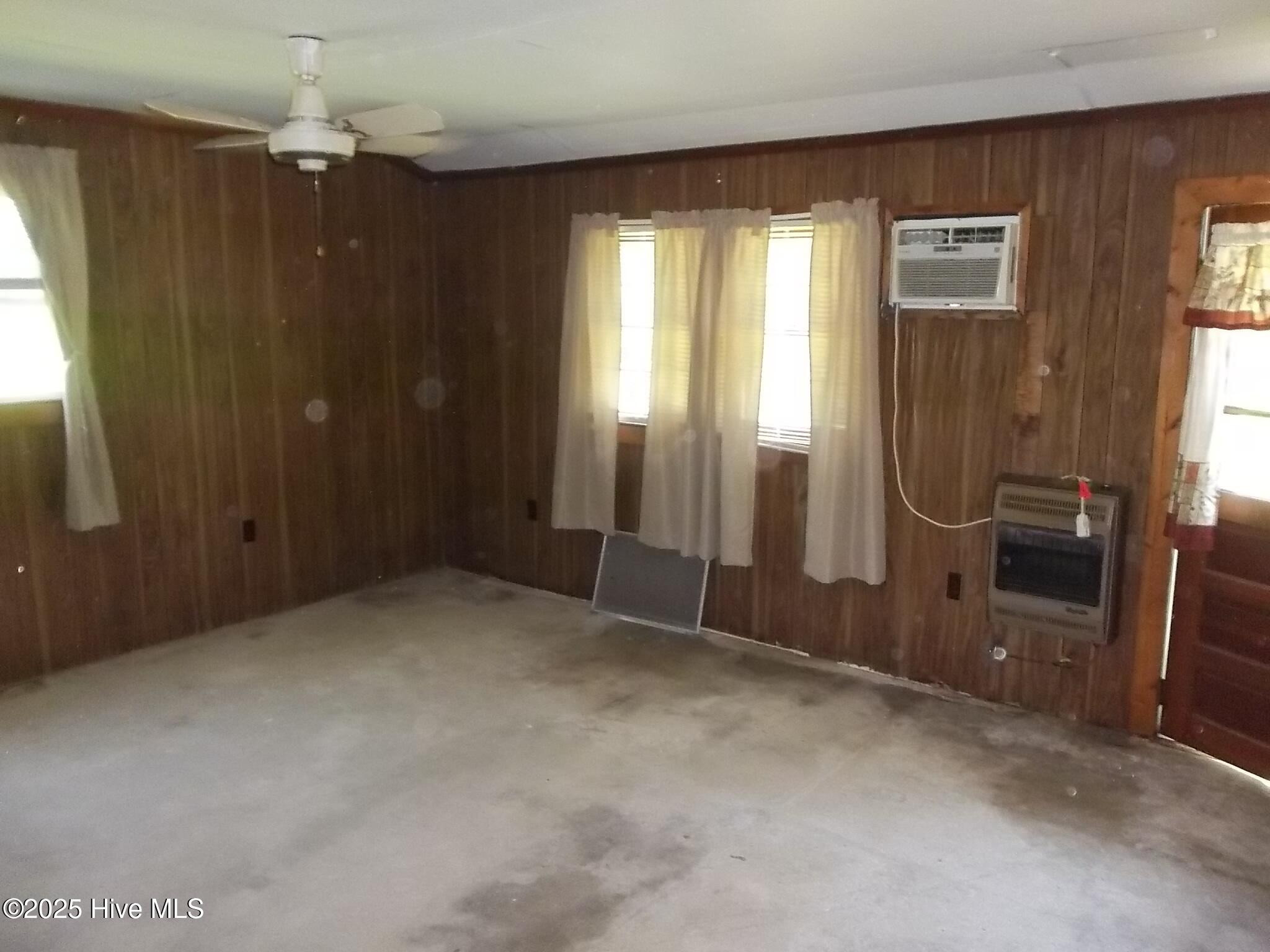 4271 Caratoke Highway Property Photo 37