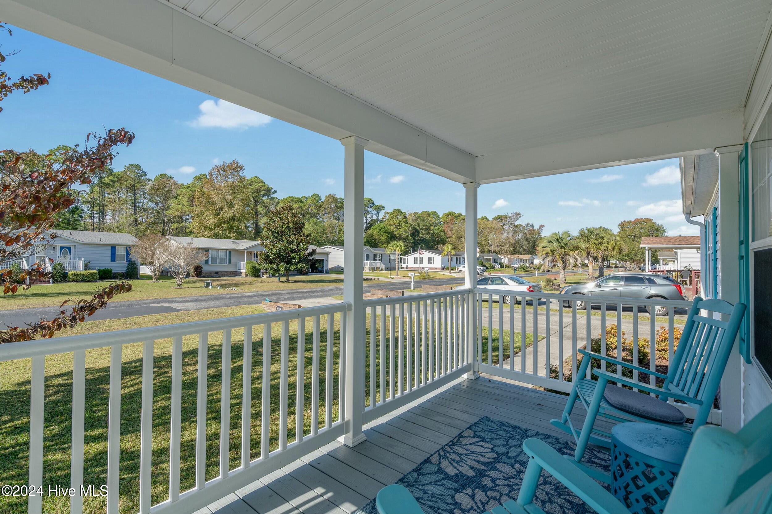 1104 Captains Court Property Photo 4