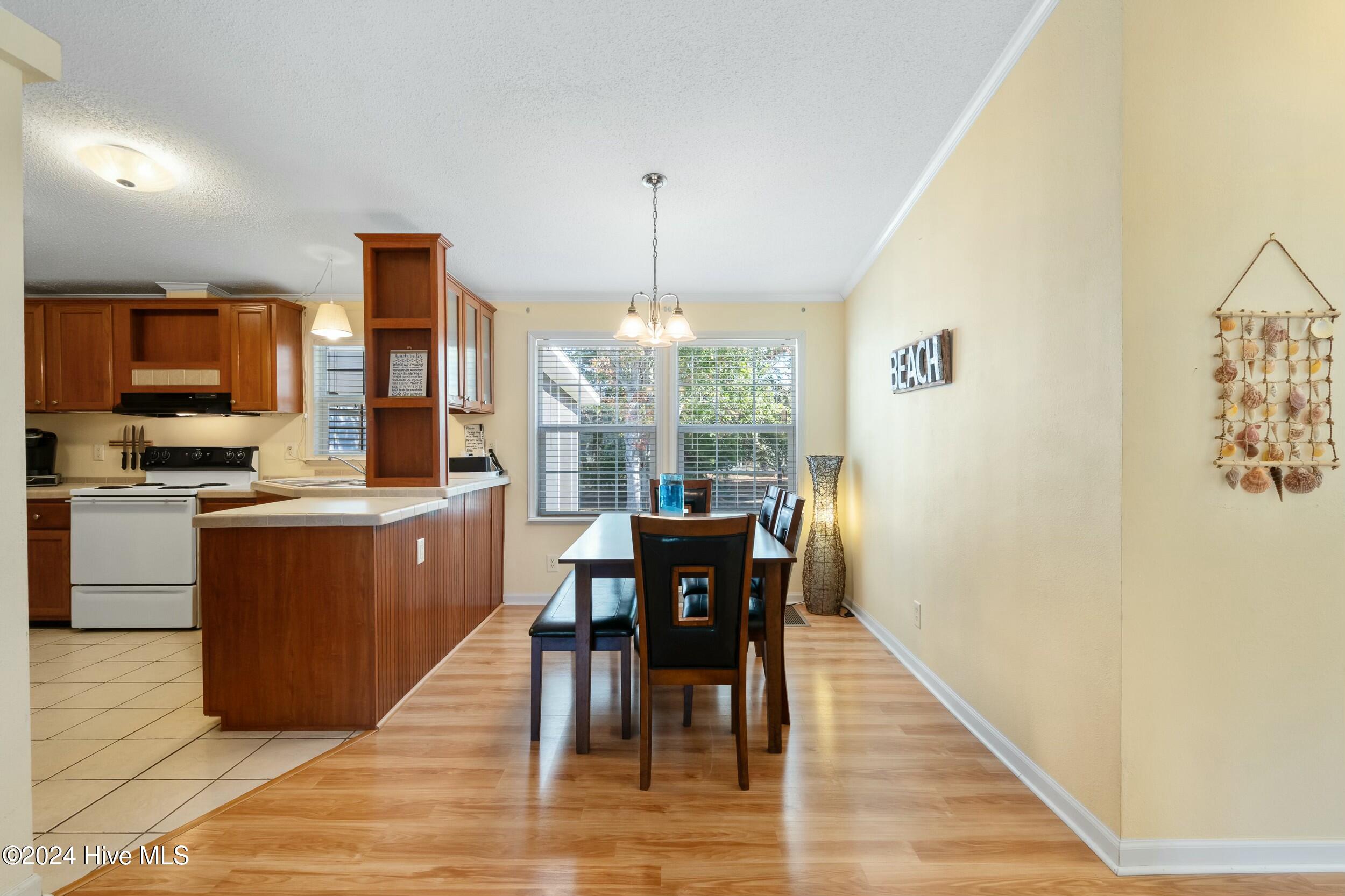 1104 Captains Court Property Photo 10