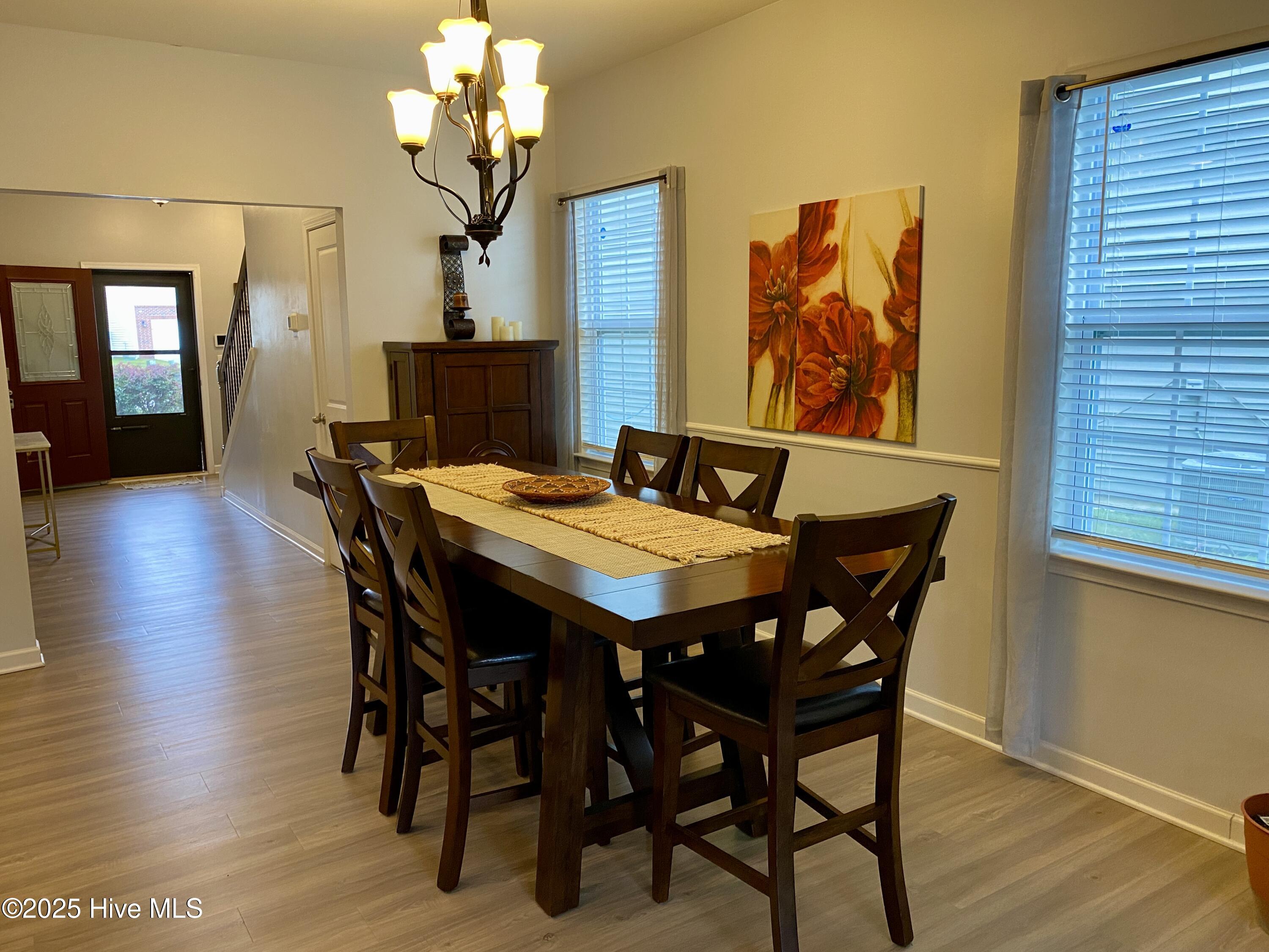 565 Golden Villas Drive Property Photo 4