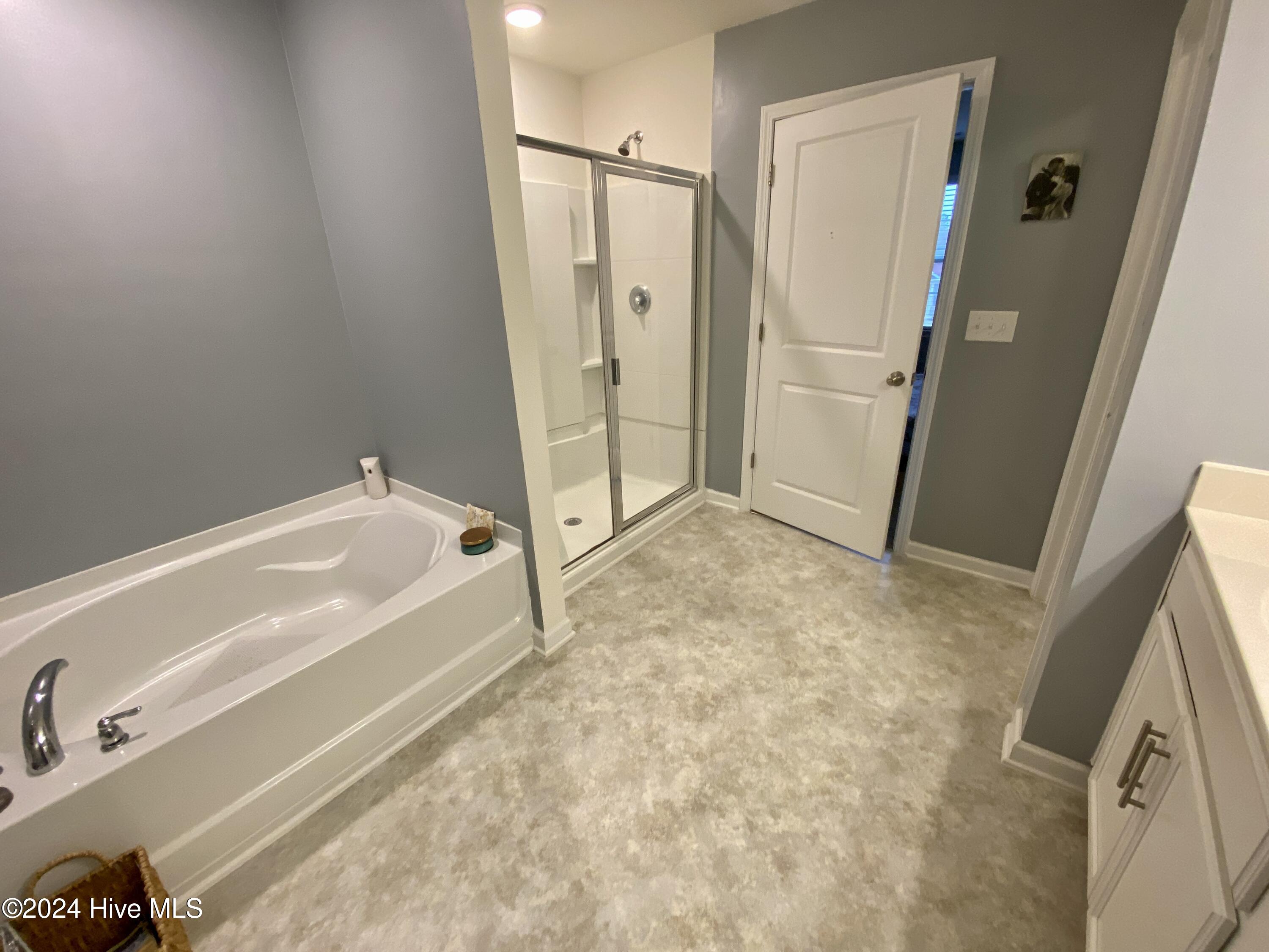 565 Golden Villas Drive Property Photo 12